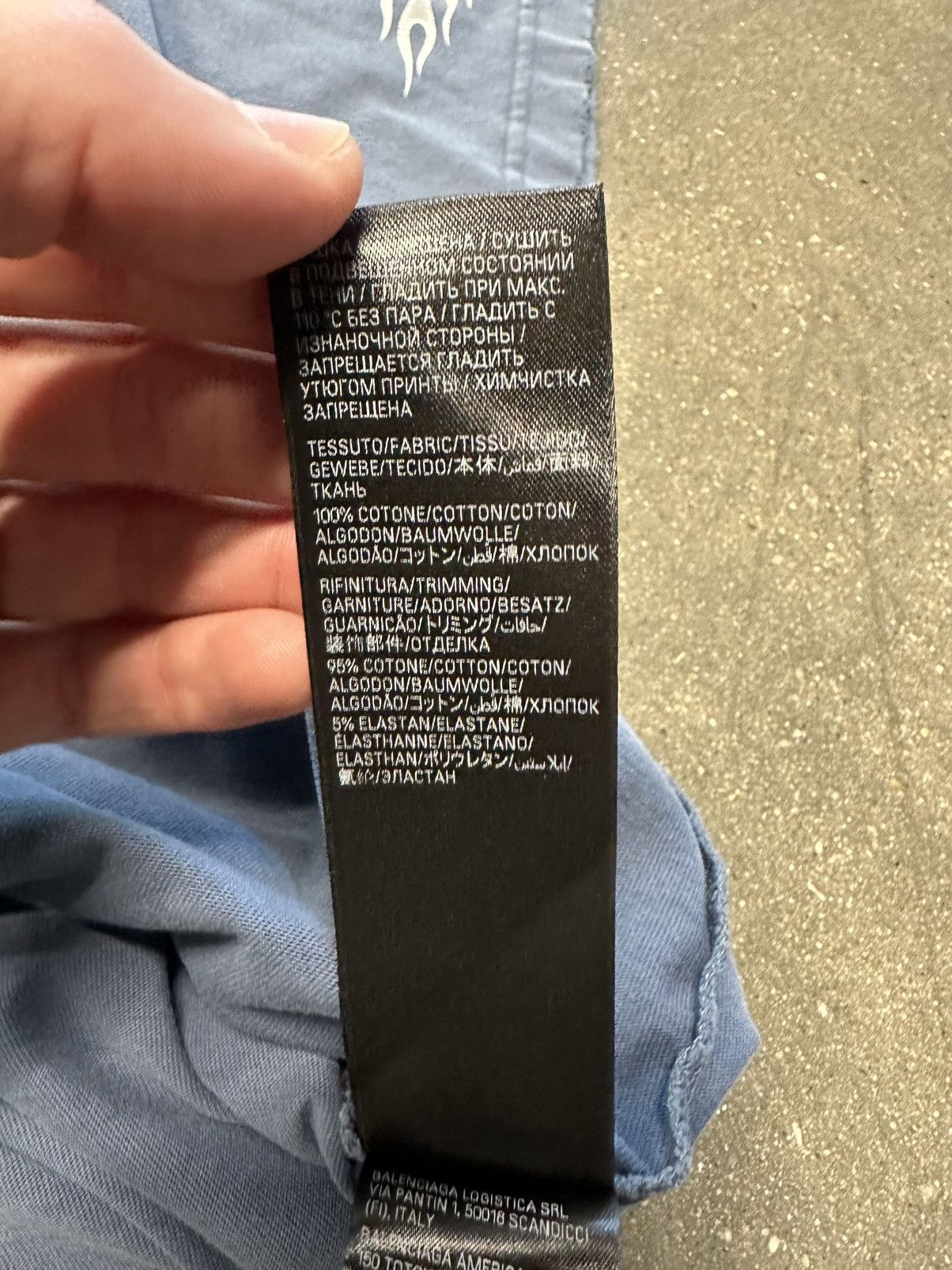 Balenciaga Balenciaga Burning Unity T-shirt blue Size US XXL / EU 58 / 5 - 6 Thumbnail