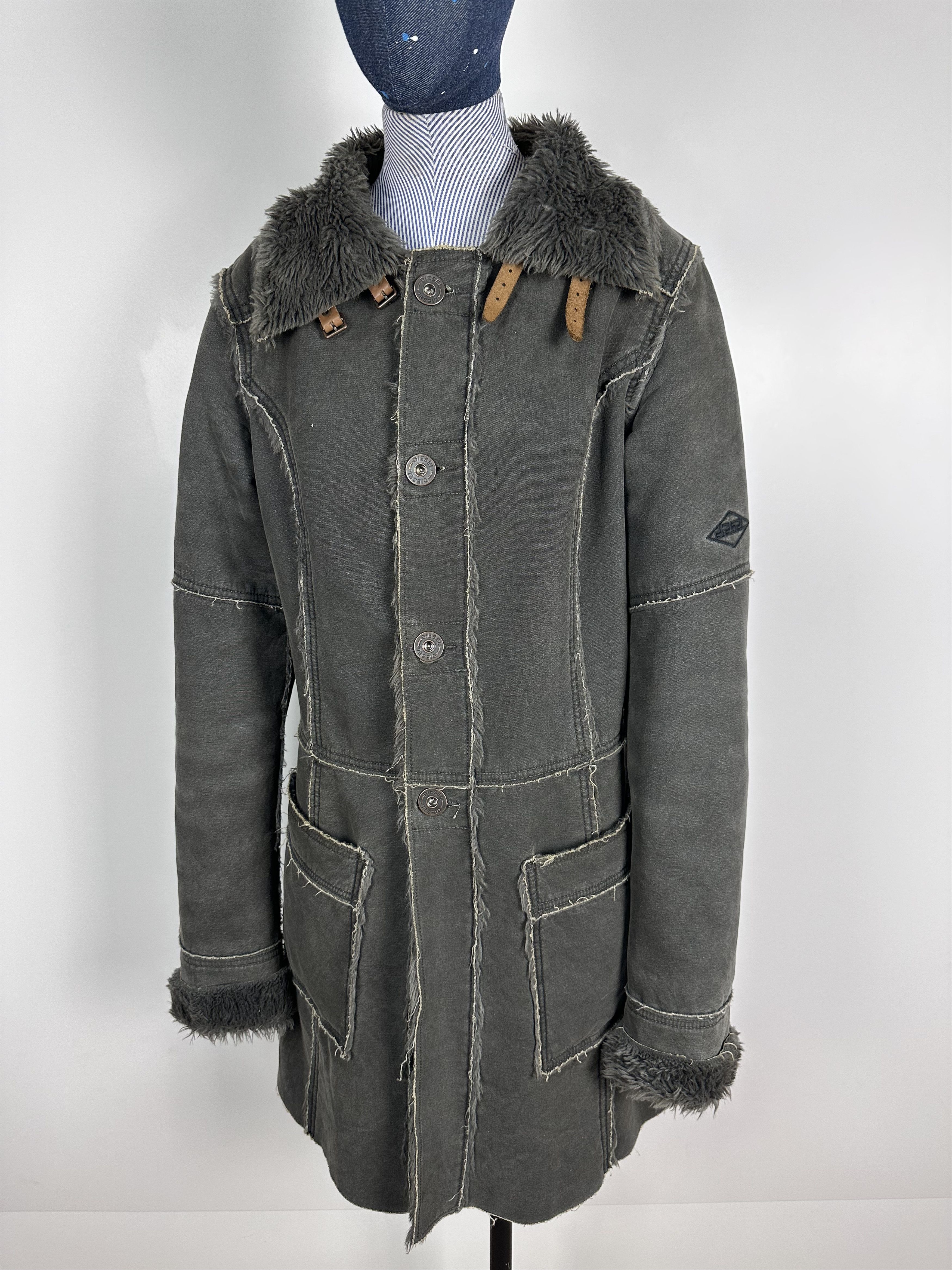 Diesel × Grailed × Vintage Diesel Grey Fur Mod Coat Unique Stitching Comfortable Size M / US 6-8 / IT 42-44 - 1 Thumbnail
