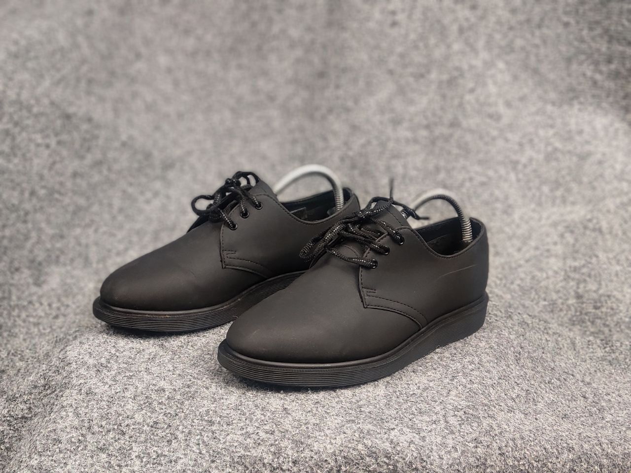 Dr. Martens Dr. martens torriano softy t oxford Low Leather Unisex Shoes Size US 6 / EU 39 - 7 Thumbnail