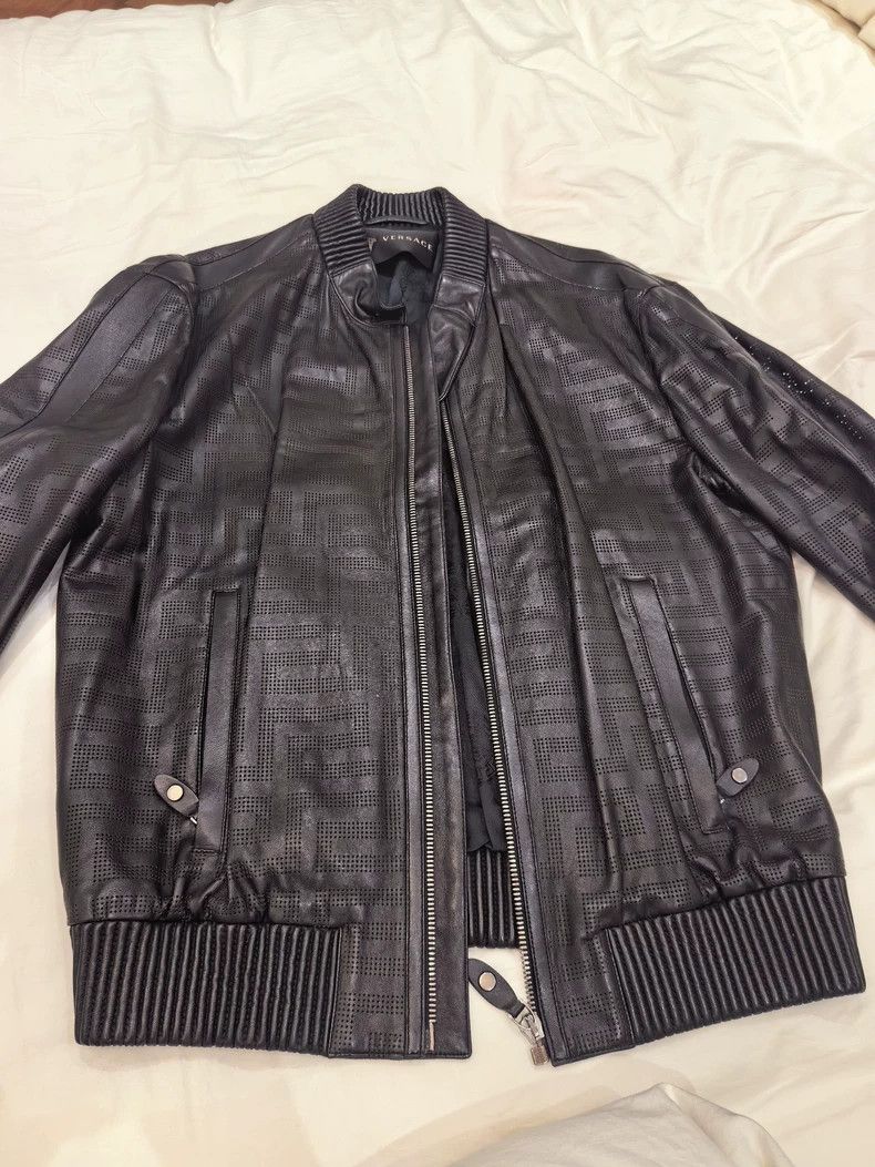 Versace Versace Men's leather jackets Size US S / EU 44-46 / 1 - 1 Thumbnail