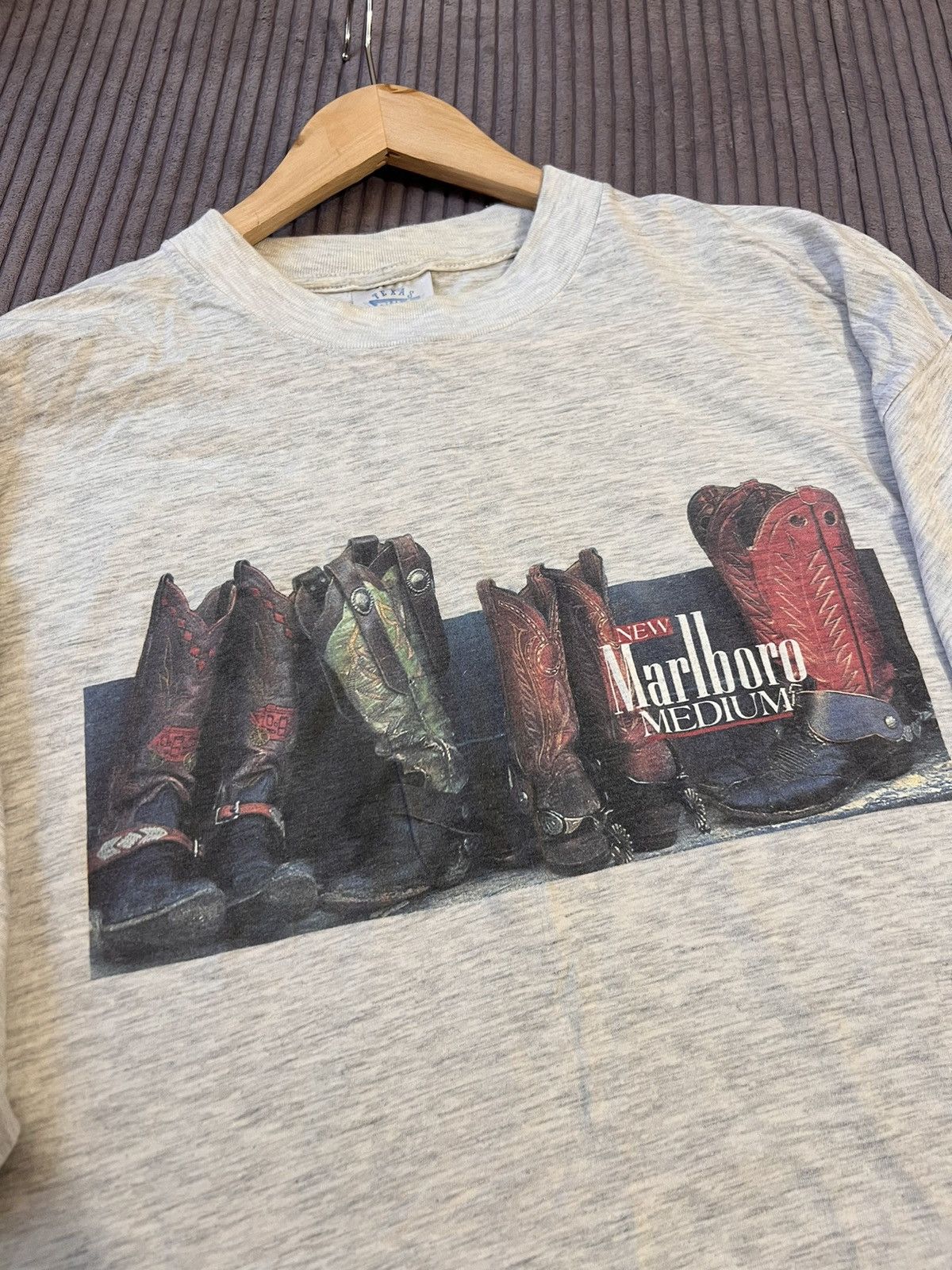 Marlboro Vintage 90s Marlboro Western Shoe Vintage Tee Wild West Rare Size US XL / EU 56 / 4 - 10 Thumbnail