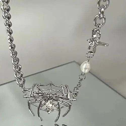VIBE Spider Web Thorns Pendant Necklaces Size ONE SIZE - 2 Thumbnail