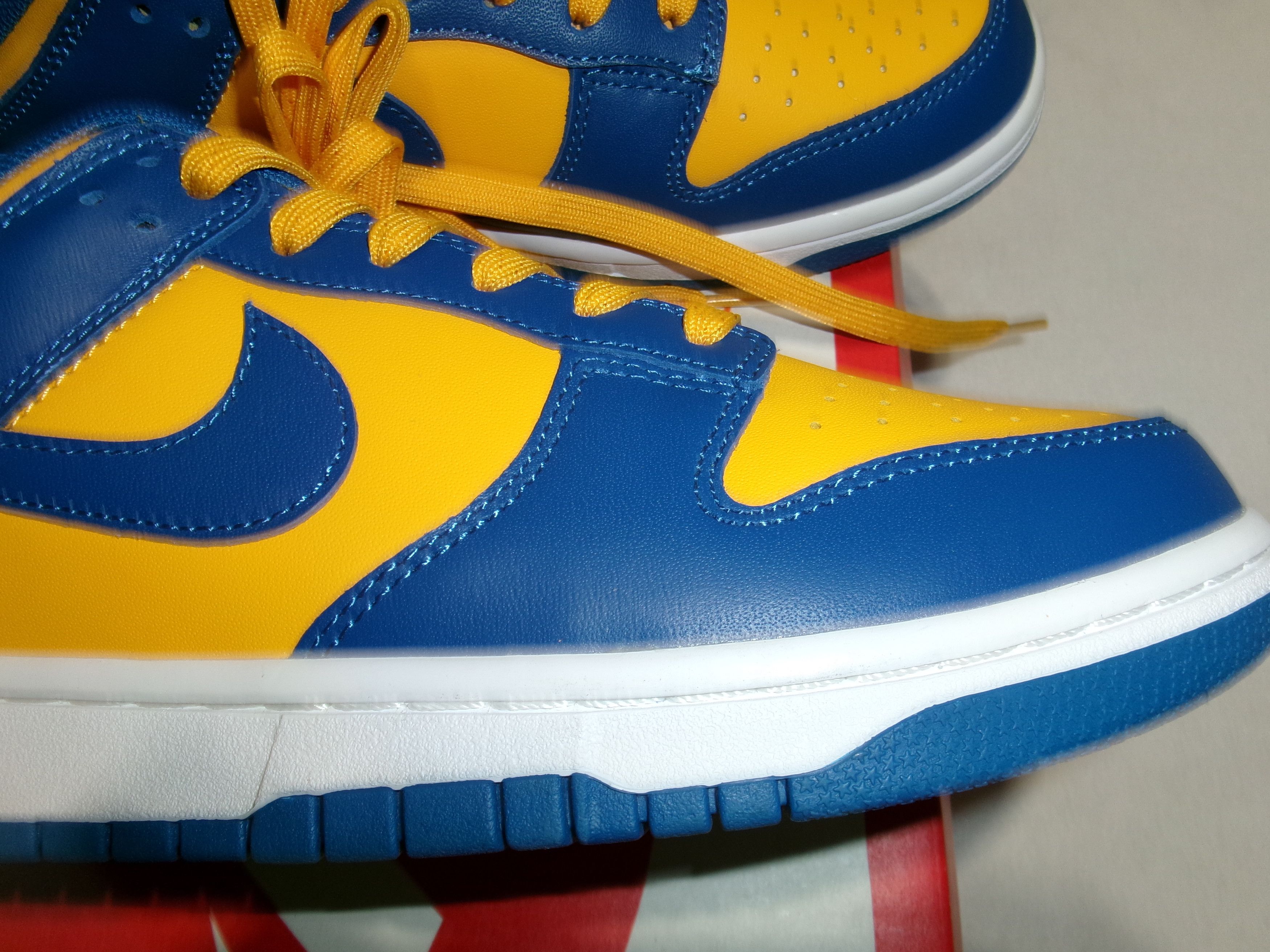 Nike Nike Dunk Low UCLA - DD1391-402 Blue/Gold Size US 8.5 / EU 41-42 - 3 Thumbnail