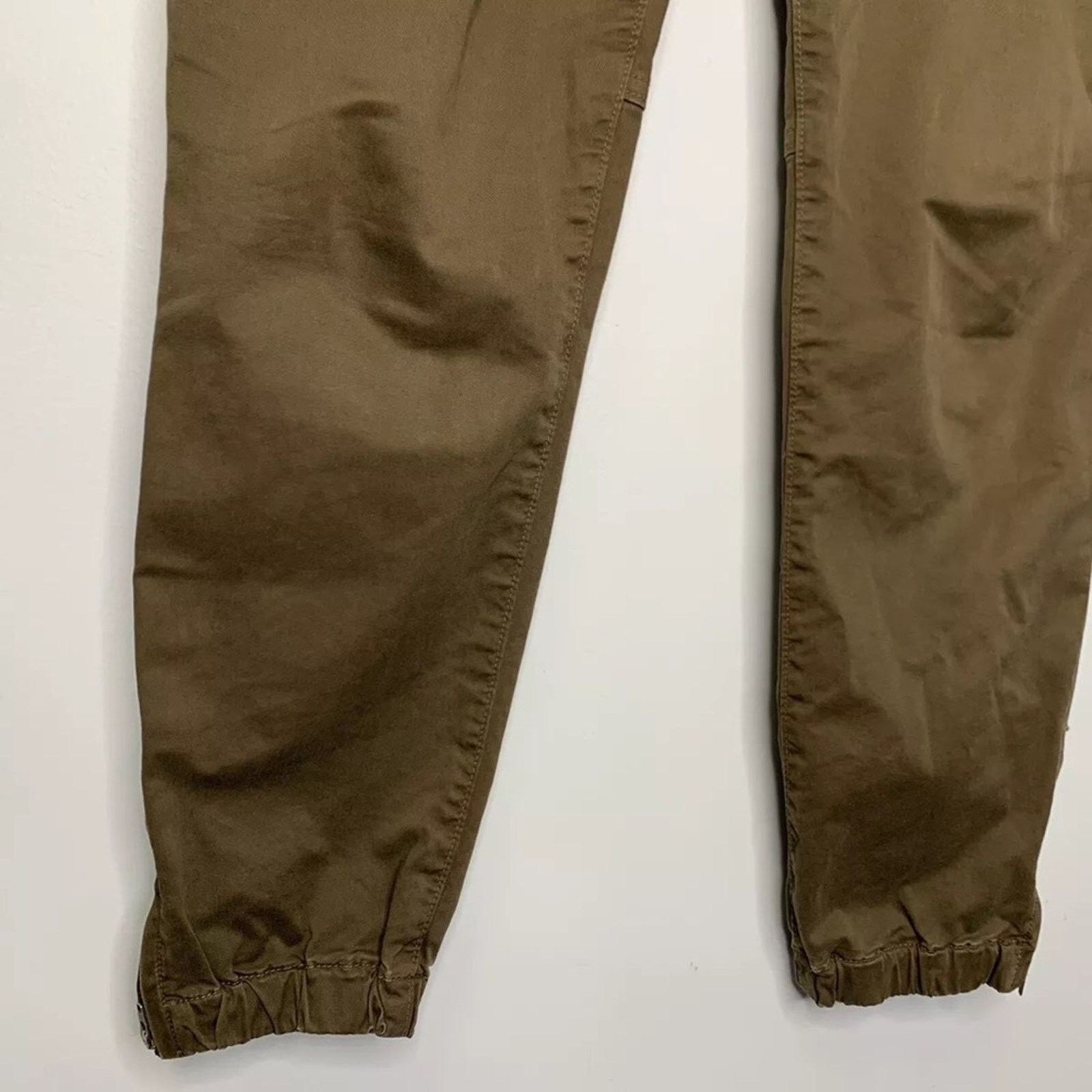 Vince Vince Joggers, size 26, Olive Green Size 26" / US 2 / IT 38 - 5 Thumbnail