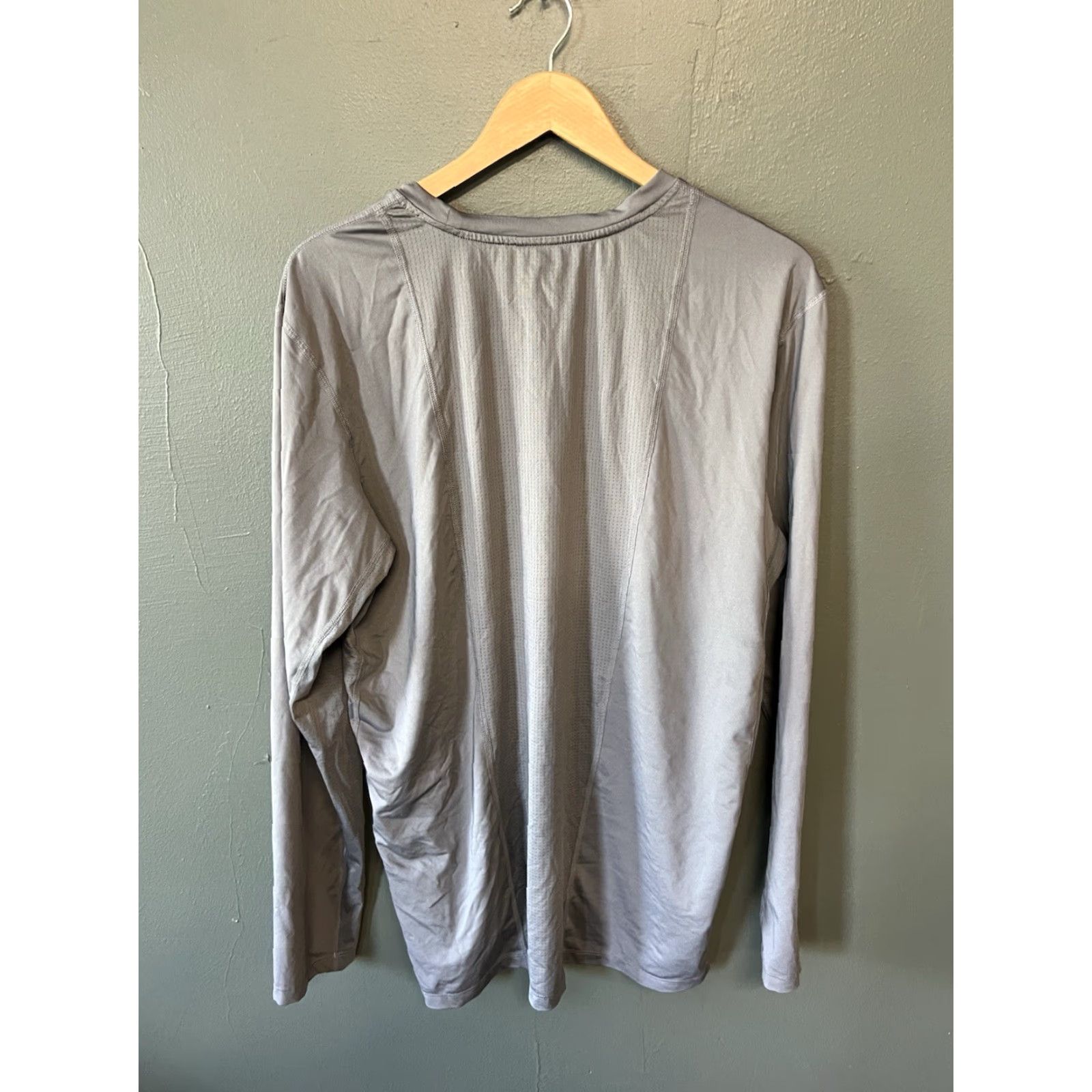 Adidas Adidas Mens Gray Long Sleeve Techfit Primegreen Athletic Shirt 2XL Size US XXL / EU 58 / 5 - 2 Thumbnail