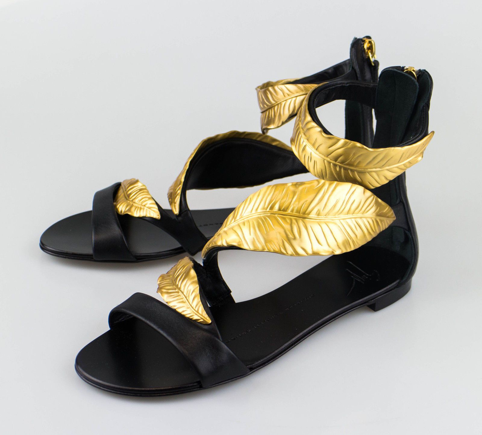 ROLL JETI LEATHER BLACK SANDALS & FLIP-FLOPS SIZE 8