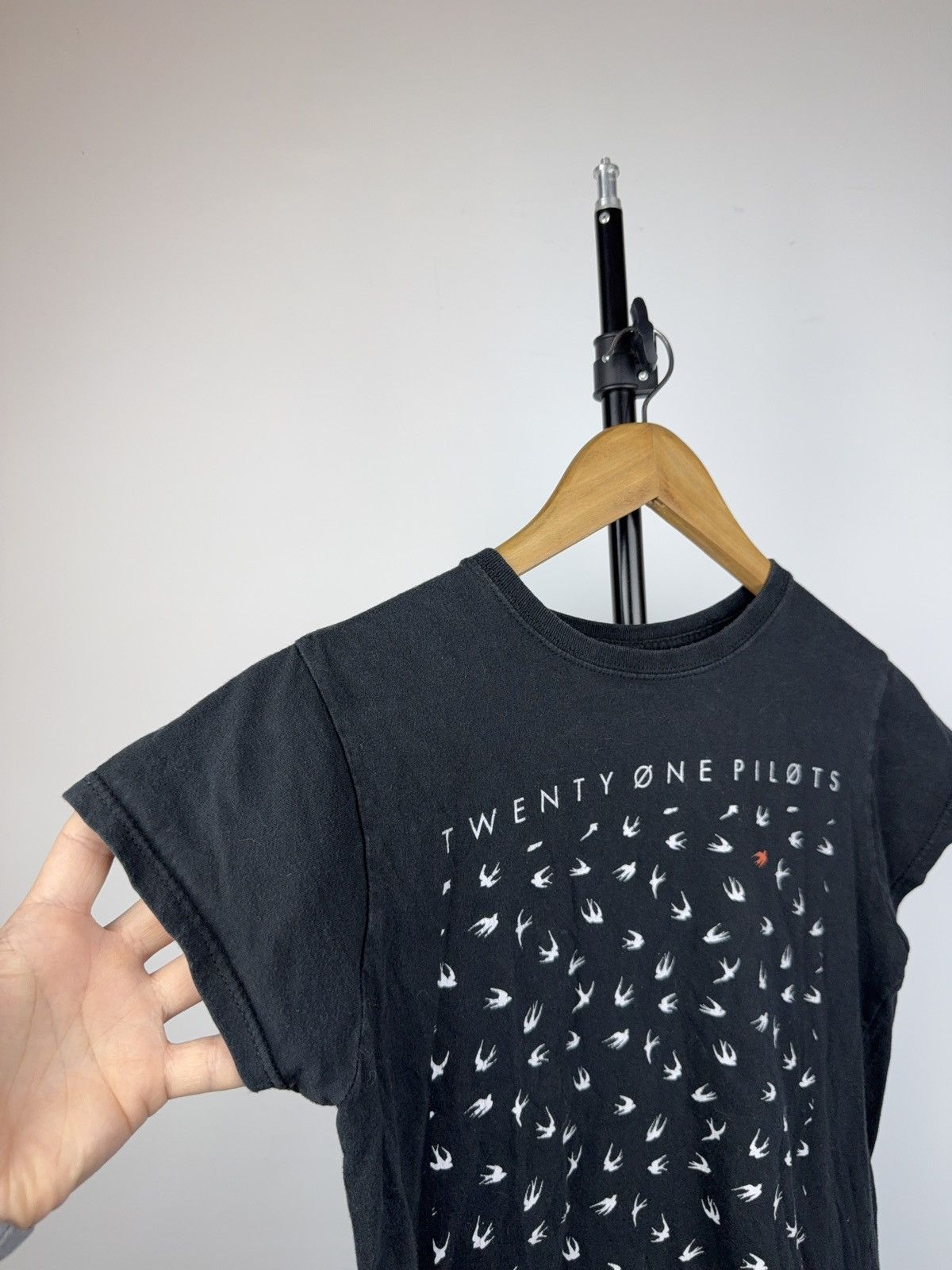 Band Tees Twenty One Pilots “Don’t Let Me Be Gone” Tour Tee Shirt Size M / US 6-8 / IT 42-44 - 4 Thumbnail