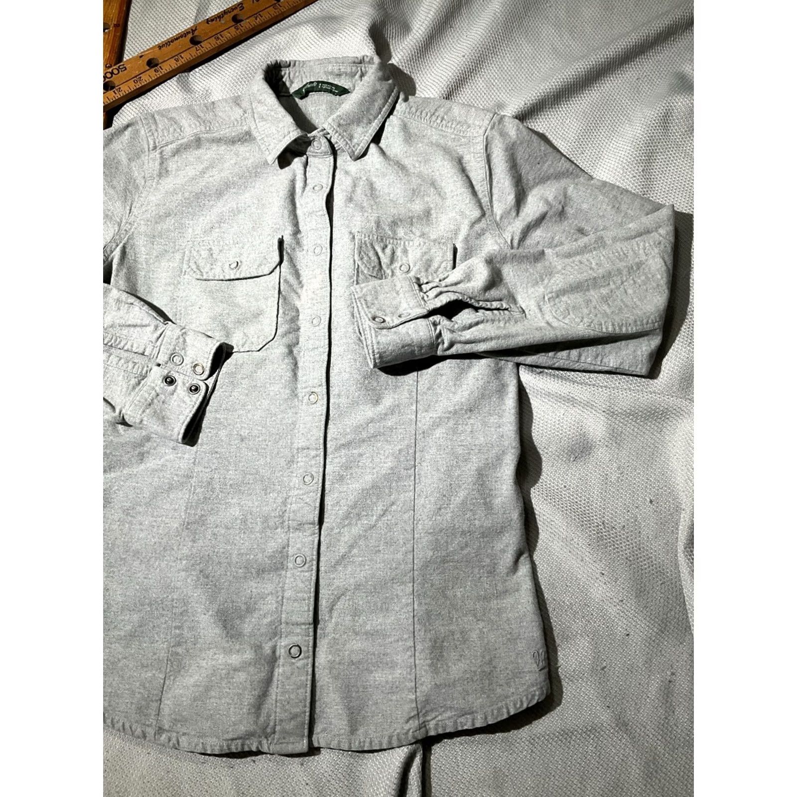 Vintage Woolrich Shirt Womens Medium Gray Pearl Snap Button-Up Flannel Chamois 100% Cotton Casual Preppy Basic Size M / US 6-8 / IT 42-44 - 4 Thumbnail