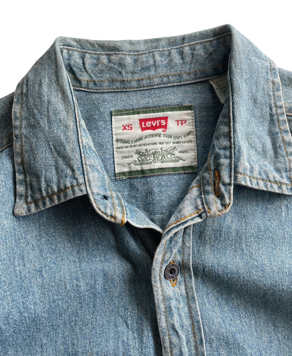 Levi's Vintage Levis Denim Button Up Shirts Size US XS / EU 42 / 0 - 8 Thumbnail