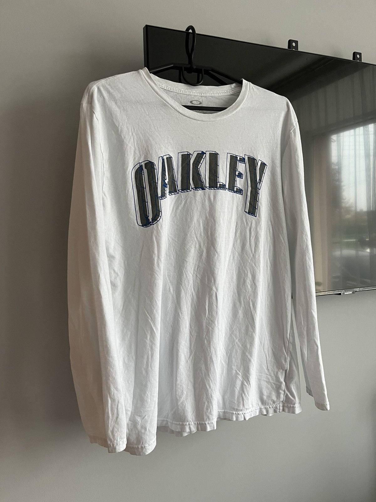Men's Oakley Long Sleeve T Shirts | Grailed