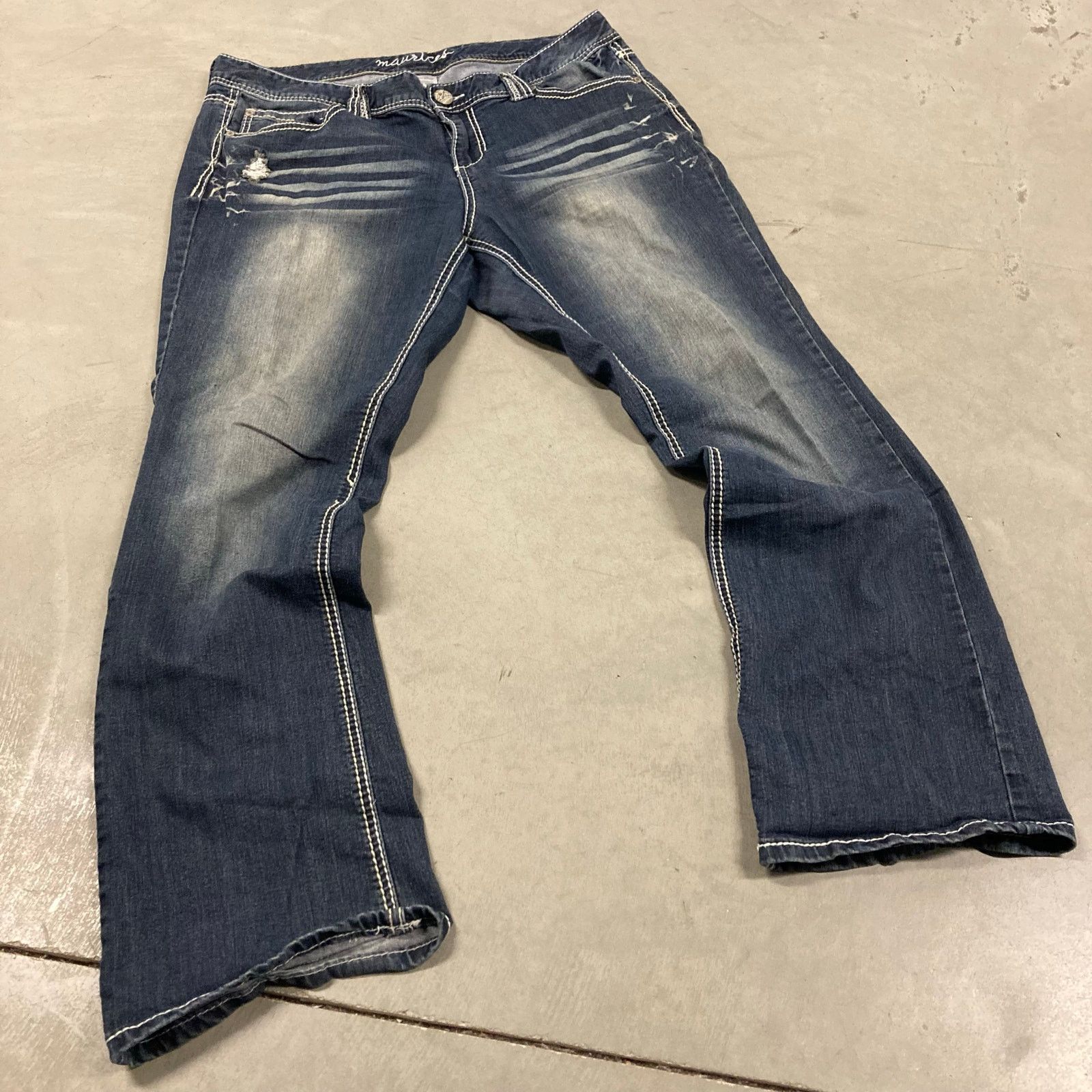 Vintage Maurices y2k low rise bootcut Jeans 37x31 Size US 37 - 1 Thumbnail