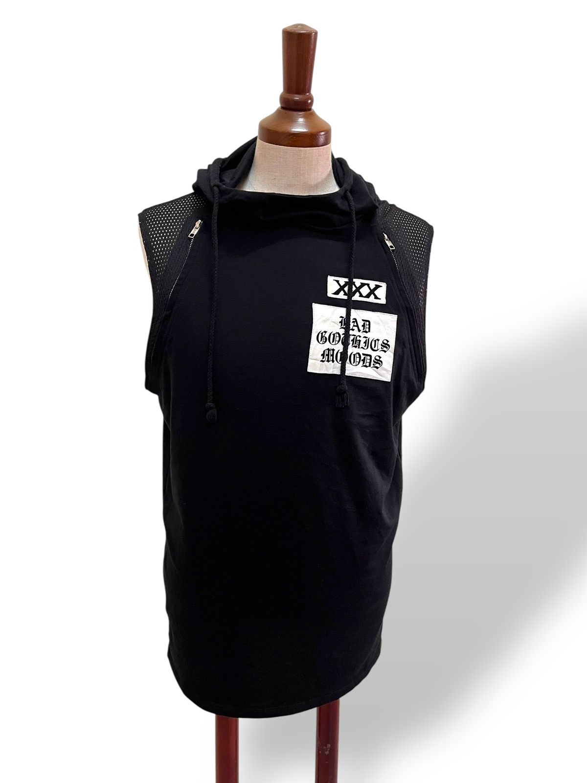 If Six Was Nine Japanese Brand Glad News Sleeveless Hoodies Size US M / EU 48-50 / 2 - 13 Thumbnail