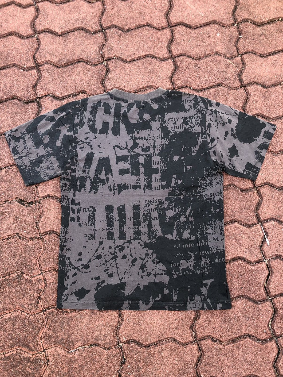 In The Attic 🔥Vintage🔥In The Attic AOP Tshirt Size US L / EU 52-54 / 3 - 10 Thumbnail