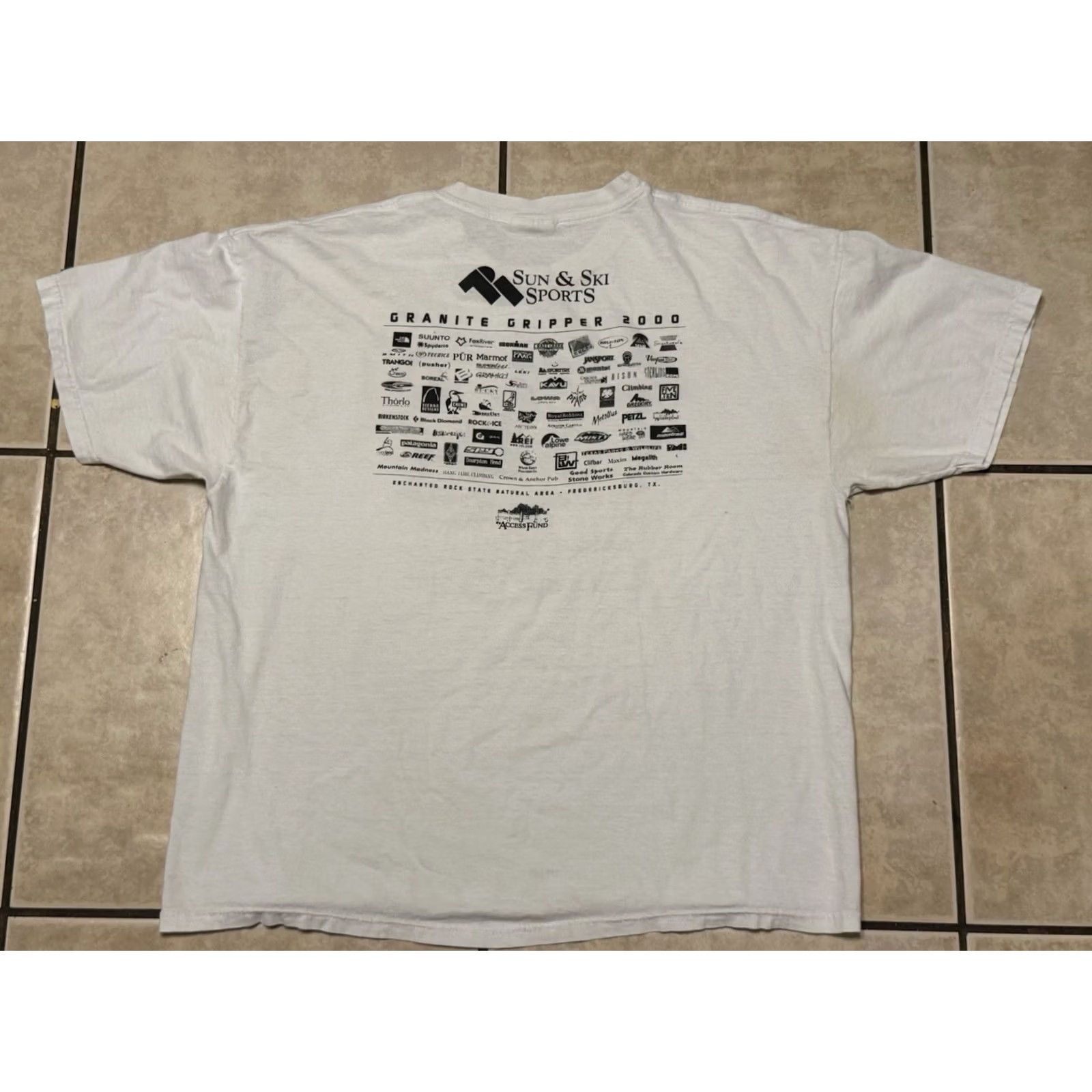 KAVU VINTAGE Kavu Granite Gripper 2000 Shirt XL White Graphic Print Crew Neck Short Sleeve Rock Climb Mens Size US XL / EU 56 / 4 - 2 Thumbnail