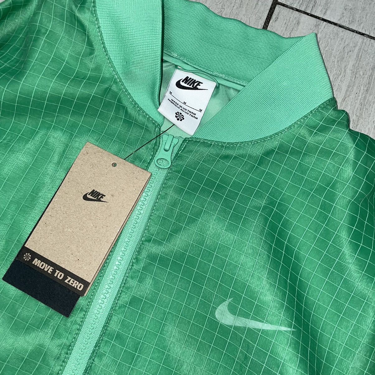 Nike Nike Lightweight Bomber Jacket Size US M / EU 48-50 / 2 - 3 Thumbnail