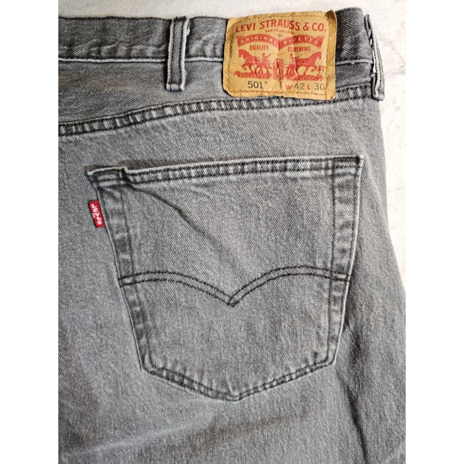 Levi's VINTAGE Levi's 501 XX Jeans Mens Medium Gray 42x30 Denim Cotton 90s Style Regular Straight Size US 42 / EU 58 - 5 Thumbnail