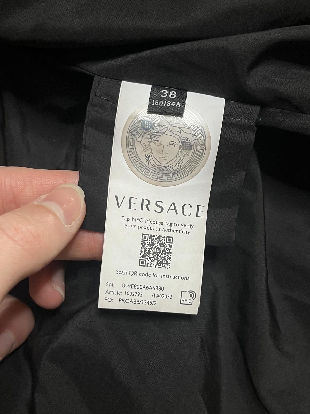 Versace Versace Baroque Print Puffer Jacket Medusa NFC size 38 Size S / US 4 / IT 40 - 7 Thumbnail