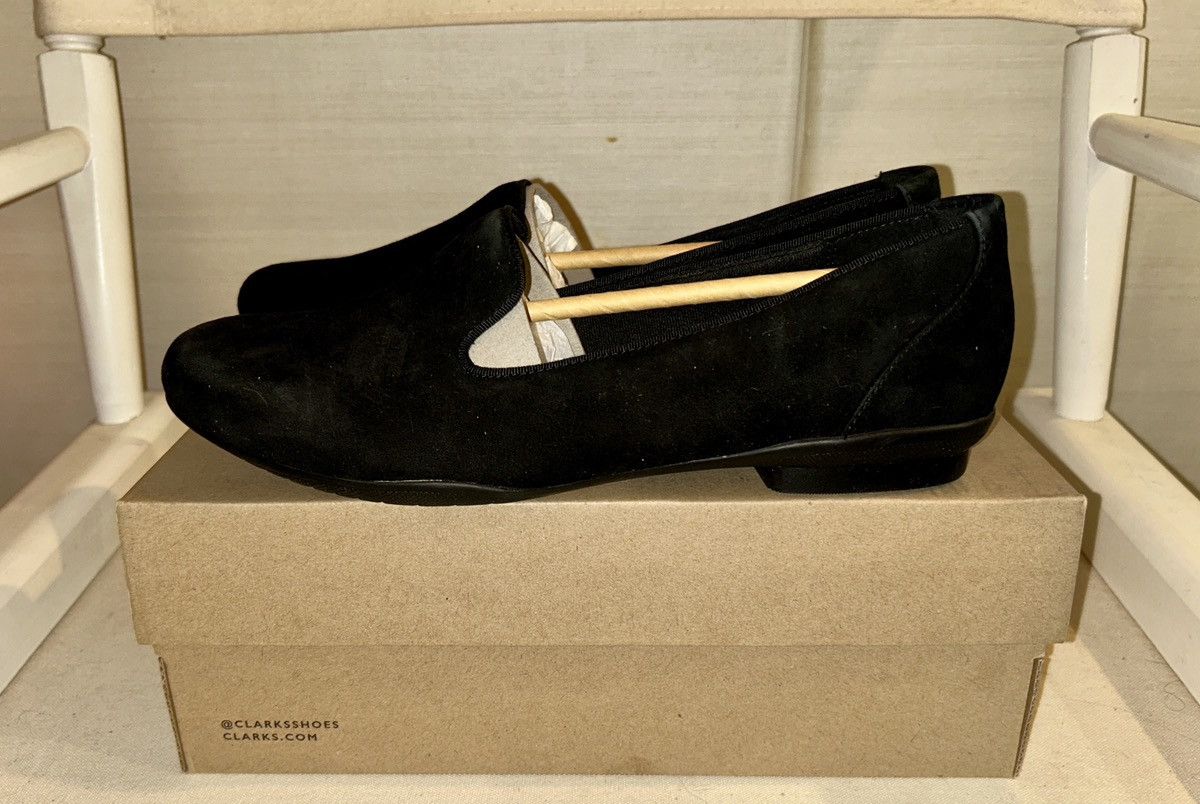 Clarks Clarks “Sara Poppy” Suede Loafer — Size 9M Size US 9 / IT 39 - 4 Thumbnail