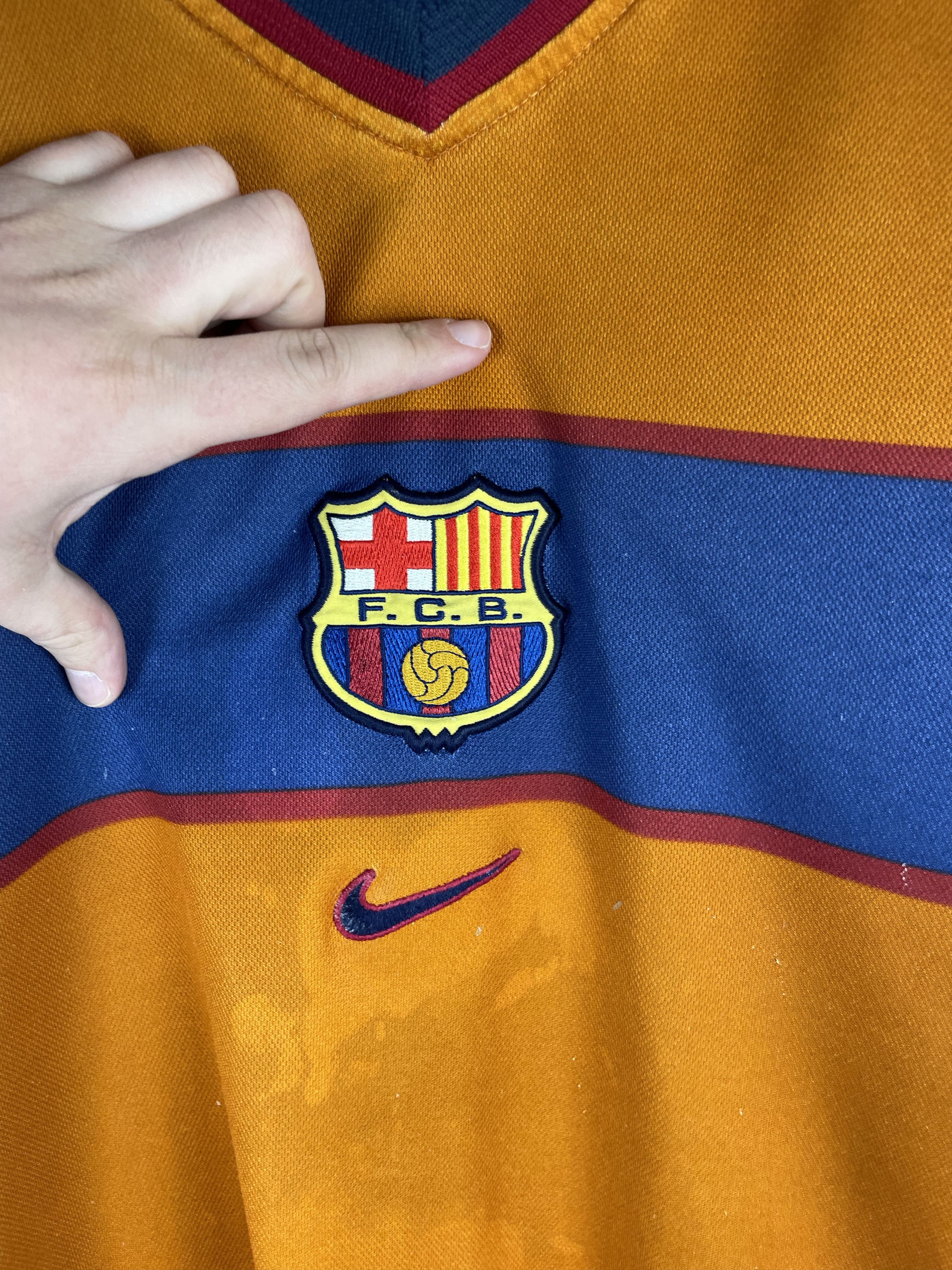 Nike Vintage Nike FC Barcelona T-shirt soccer jersey Size US XL / EU 56 / 4 - 5 Thumbnail