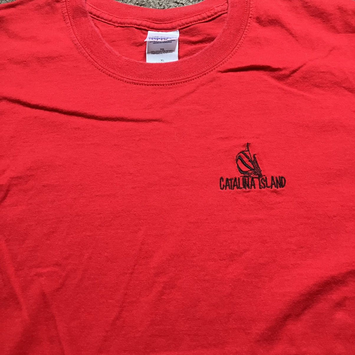 Gildan × Vintage Vintage Catalina Island Embroidered T Shirt Size US XL / EU 56 / 4 - 3 Thumbnail