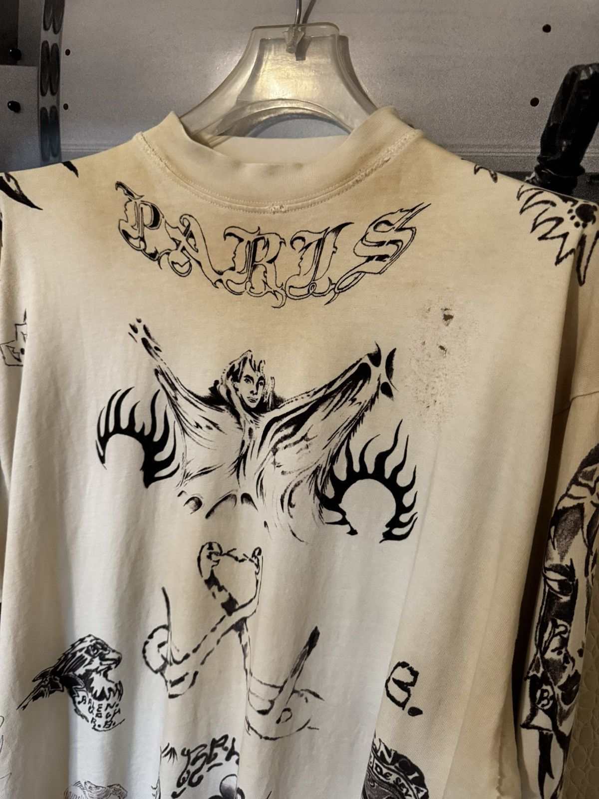 Balenciaga Balenciaga tattoo long sleeve t shirt Size US S / EU 44-46 / 1 - 2 Thumbnail