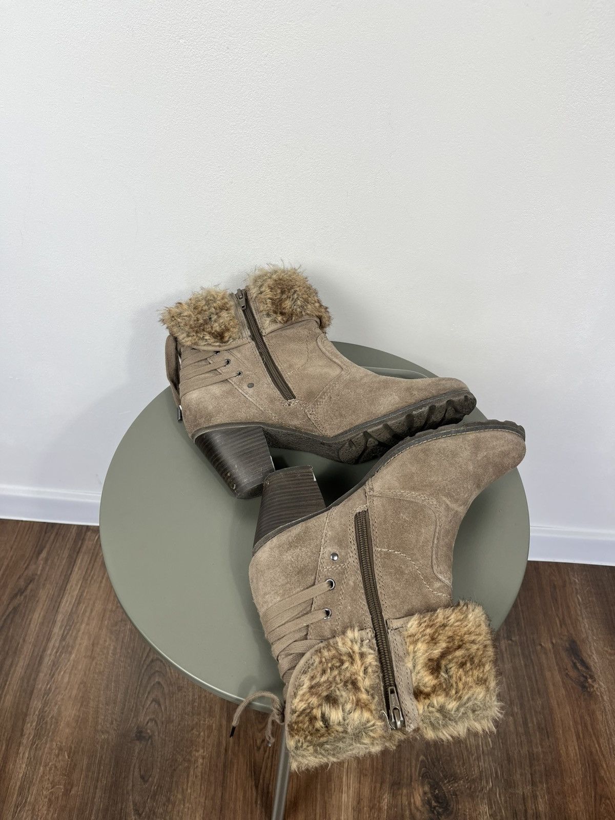 Other Womens Brown Suede Fur Cuff Ankle Boots Lace Up Side Zip 40 Size US 9 / IT 39 - 8 Thumbnail
