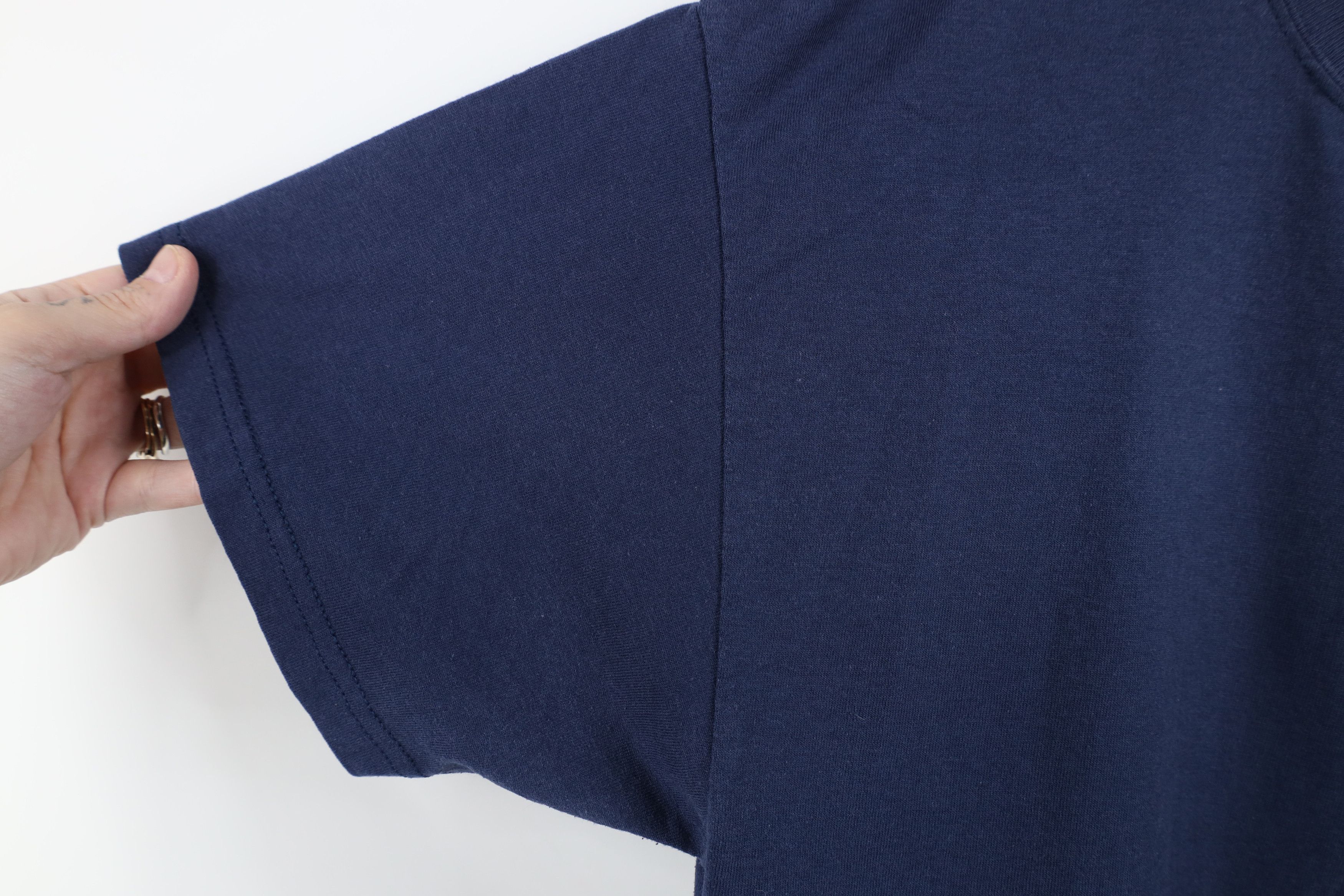 Hanes Vintage 90s Hanes Heavyweight Blank T-Shirt Navy Blue Size US L / EU 52-54 / 3 - 7 Thumbnail