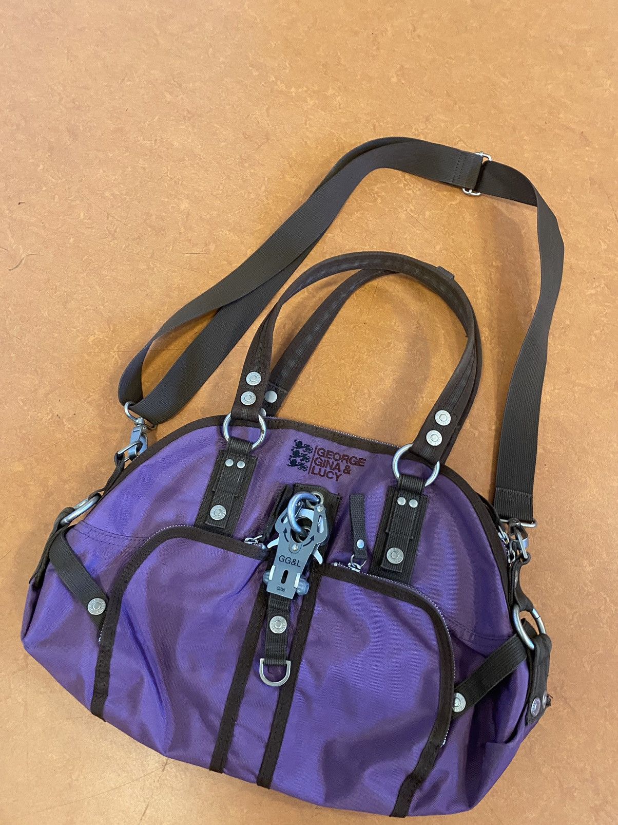 Vintage Vintage George Gina Lucy bag 2008 y2k style bag Size ONE SIZE - 2 Thumbnail