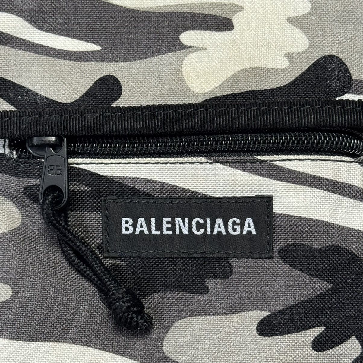 Balenciaga Balenciaga snow camo explorer shoulder bag Size ONE SIZE - 3 Thumbnail