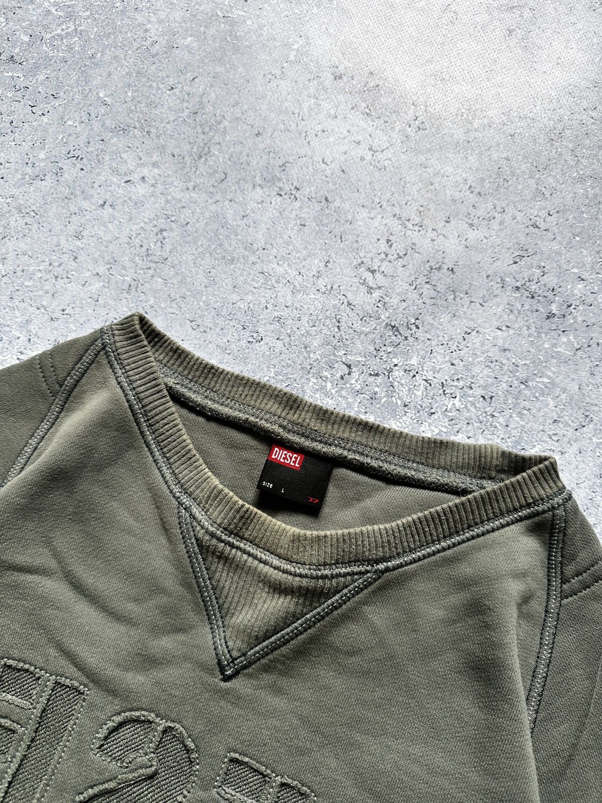 Diesel × Vintage Vintage Diesel Reversed Logo Sweatshirt Olive Spellout Faded Size US L / EU 52-54 / 3 - 6 Thumbnail