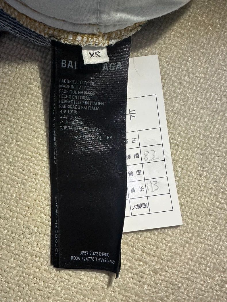 Balenciaga Balenciaga size xs Wash Blue Side Stripe Jeans 2502-Nextarr Size US 28 / EU 44 - 5 Thumbnail