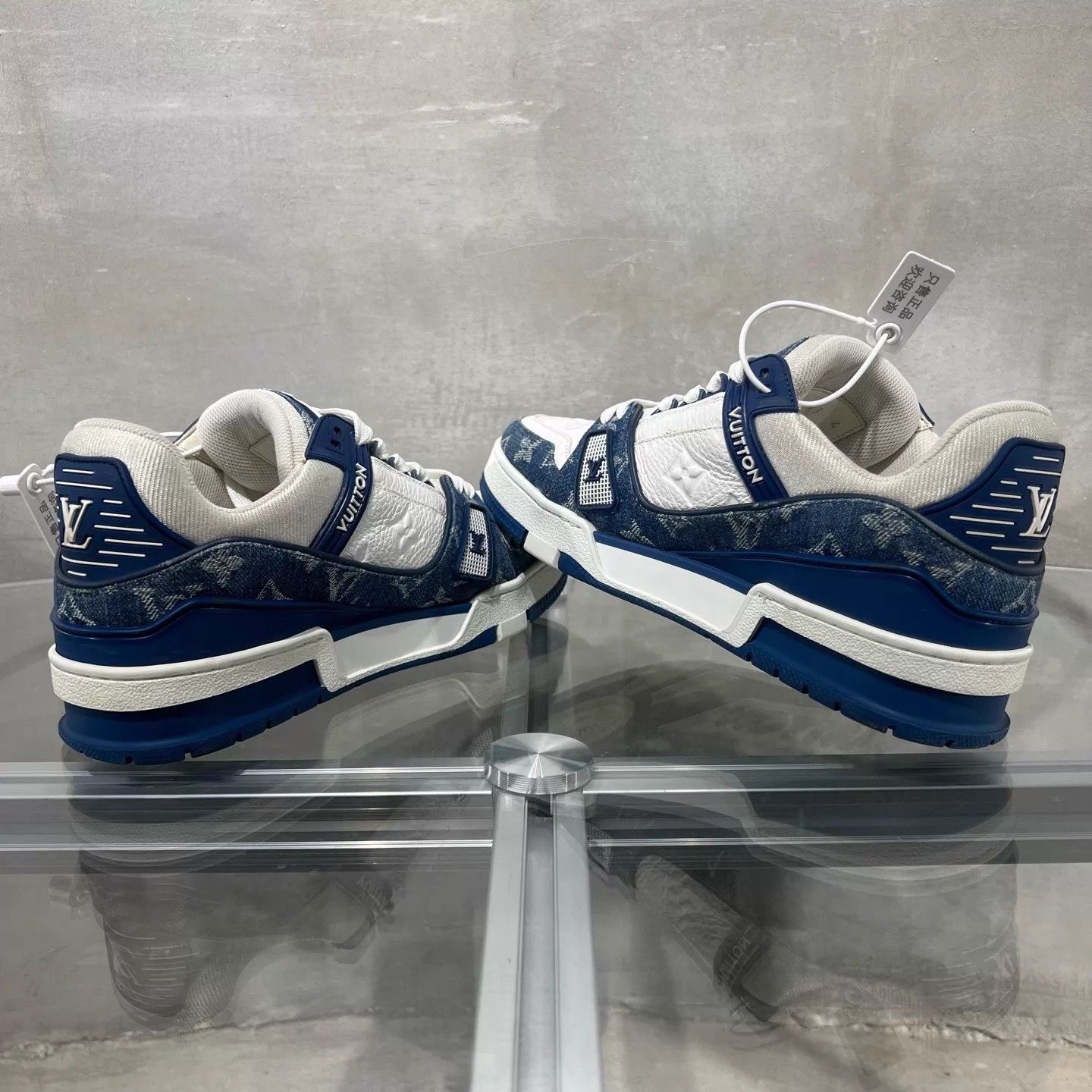 Louis Vuitton LV Trainer White Blue Denim UK4 Size US 6.5 / IT 36.5 - 5 Thumbnail