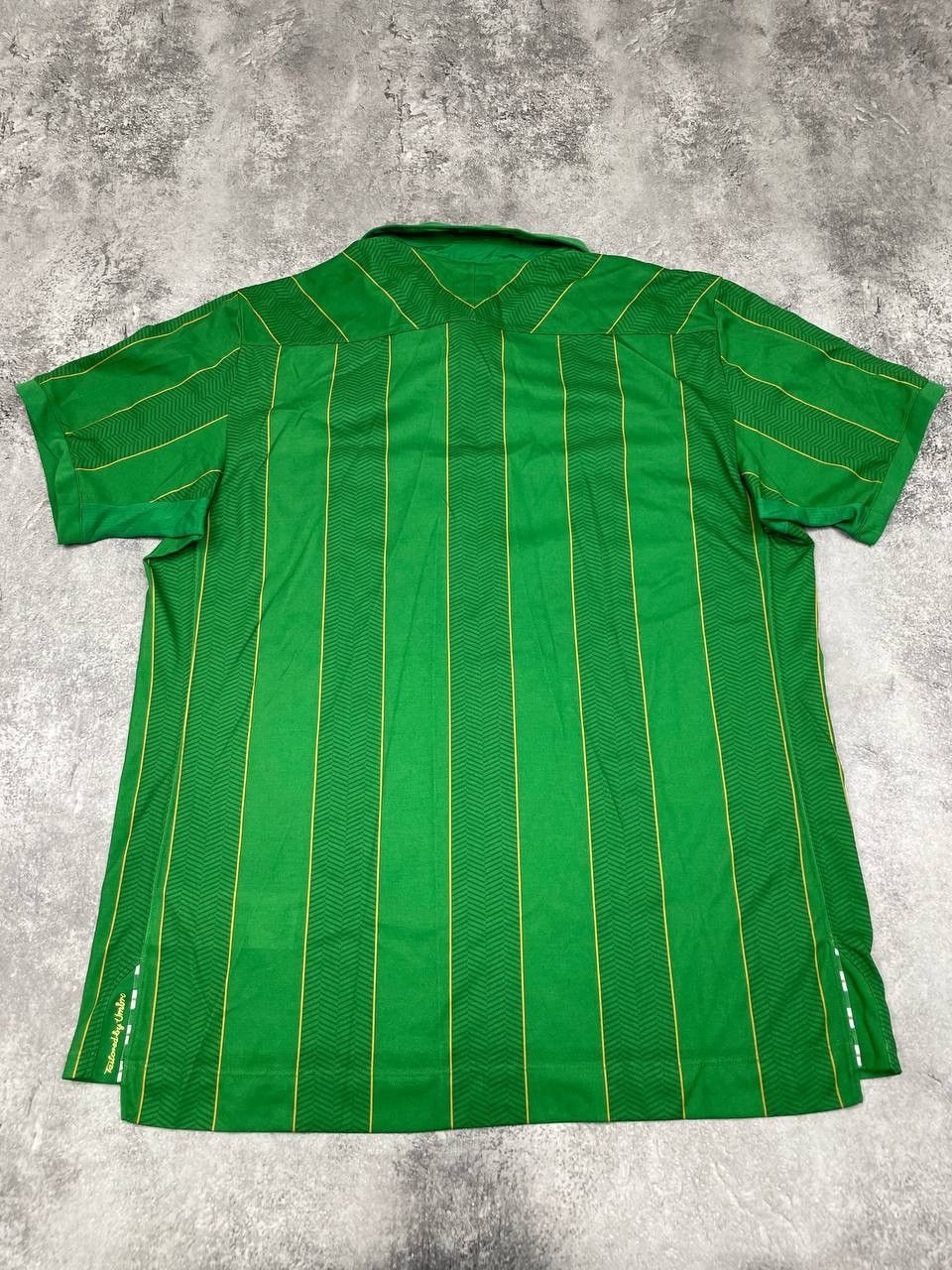 Umbro Umbro Ireland Men Home Football2011/12 Green Jersey Size US XL / EU 56 / 4 - 9 Thumbnail