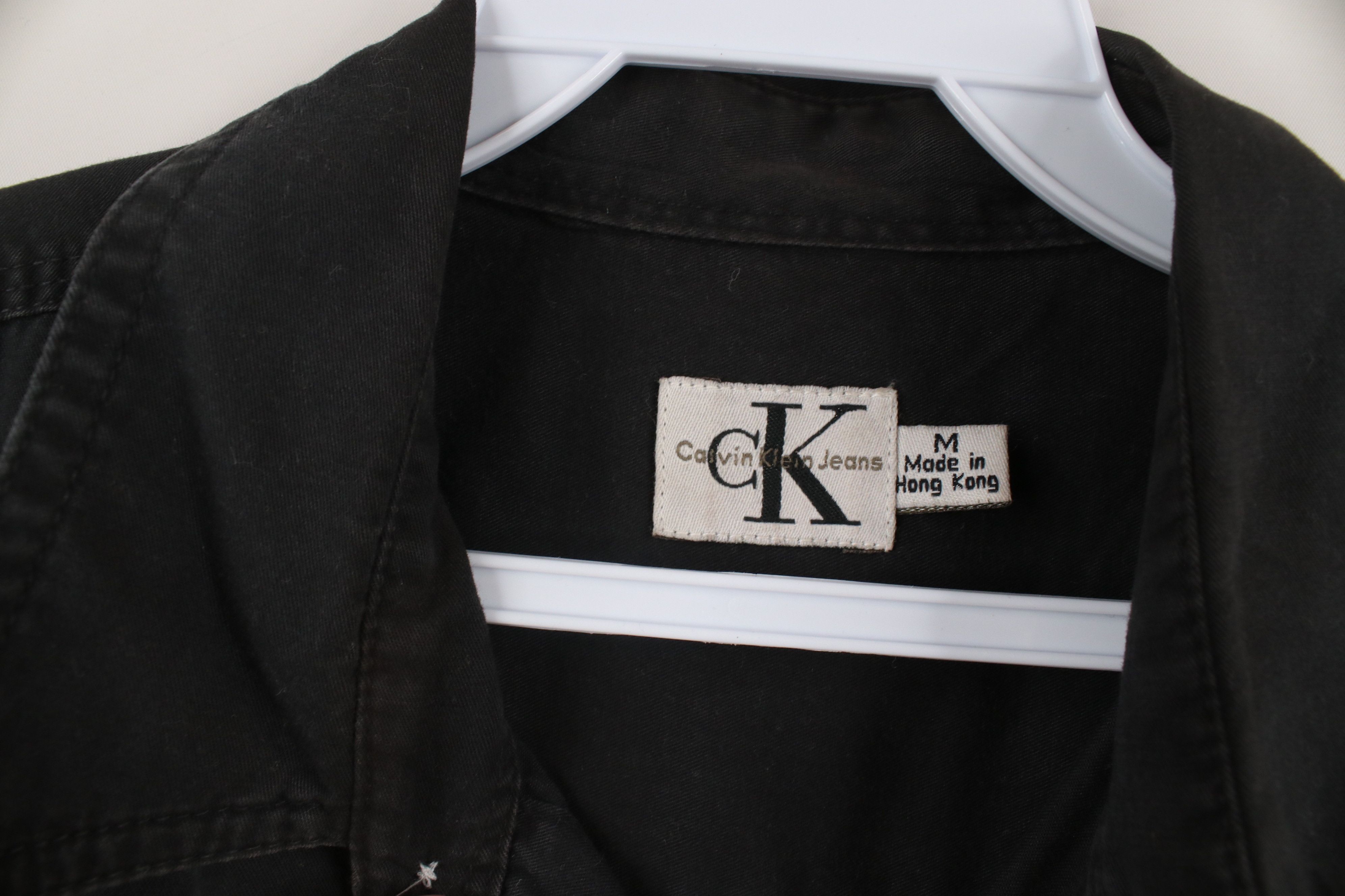 Calvin Klein × Vintage Vintage 90s Calvin Klein Spell Baggy Fit Button Shirt Black Size US M / EU 48-50 / 2 - 8 Thumbnail