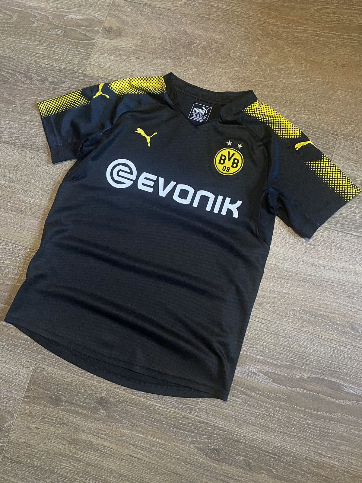 Puma × Vintage Vintage Borussia Dortmund 2017/2018 Away KIDS Size L Size US L / EU 52-54 / 3 - 8 Thumbnail