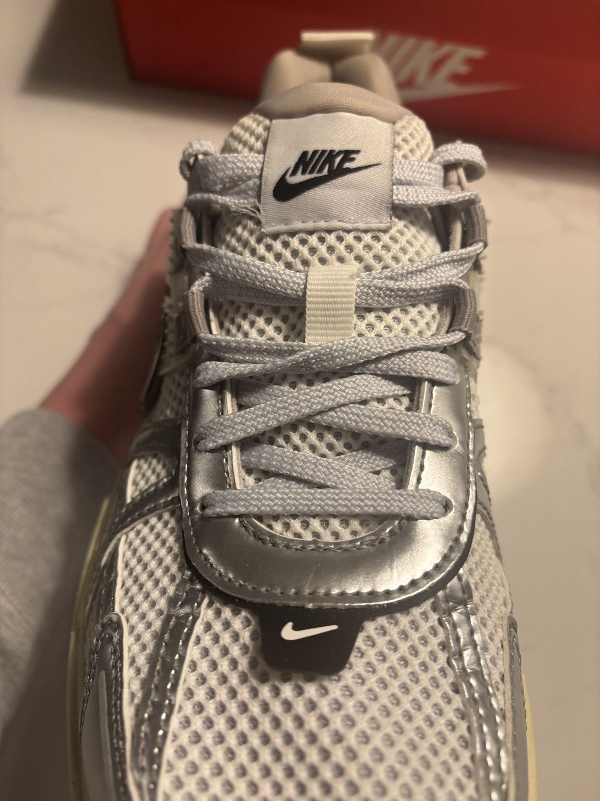 Nike Nike V2K Run Size US 9 / EU 42 - 4 Thumbnail