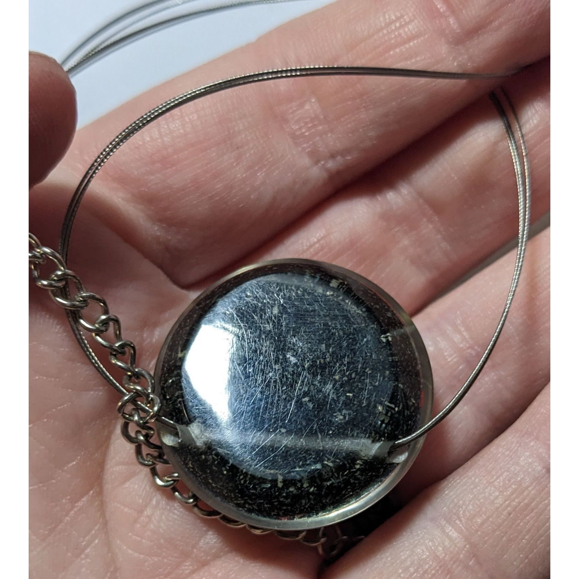 Other Vintage Crushed Stone Southwestern Sunburst Pendant Necklace Size ONE SIZE - 9 Thumbnail