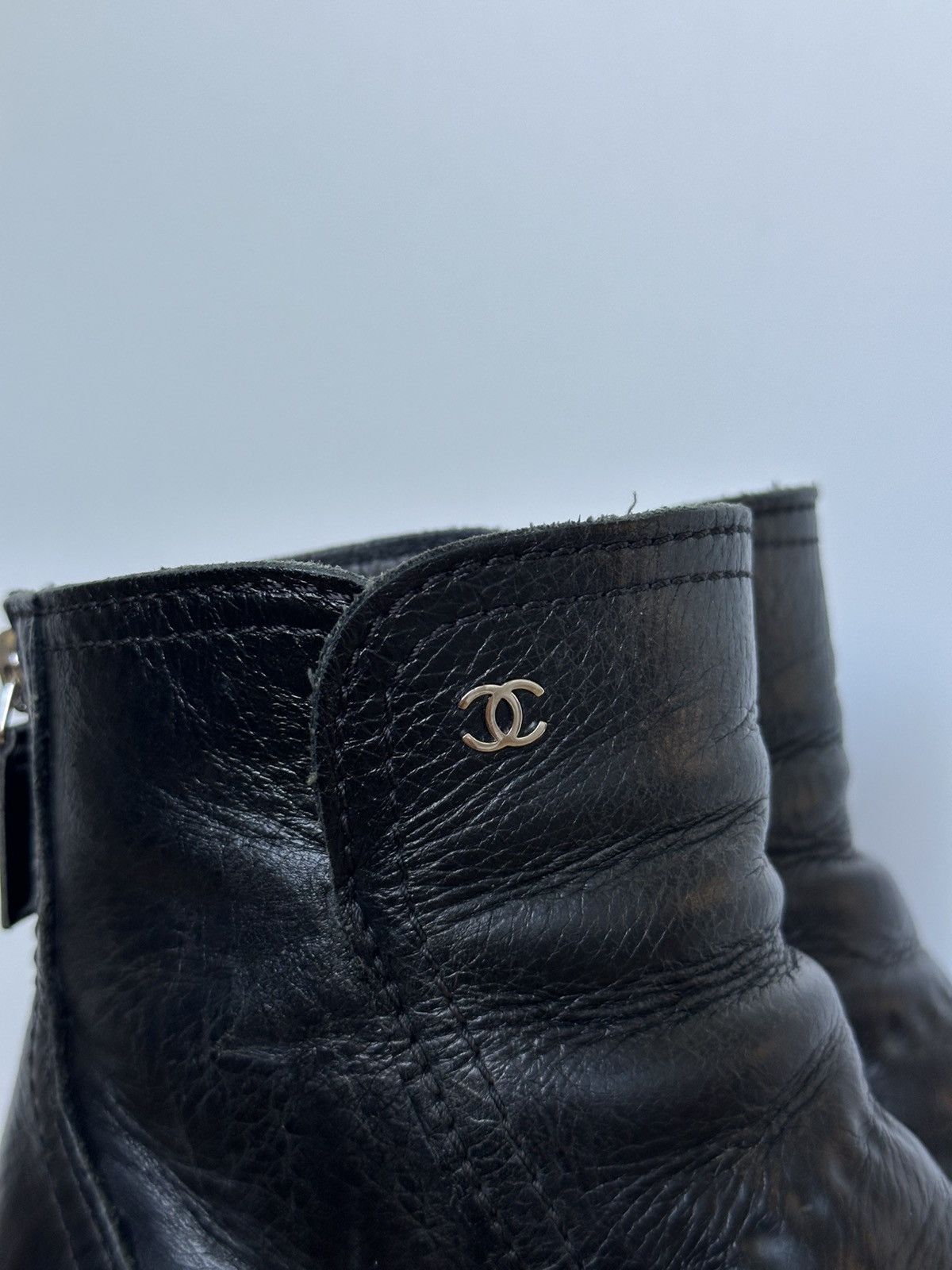 Chanel Chanel Black Leather Ankle Boots CC Logo Size 36 Size US 5 / IT 35 - 10 Thumbnail