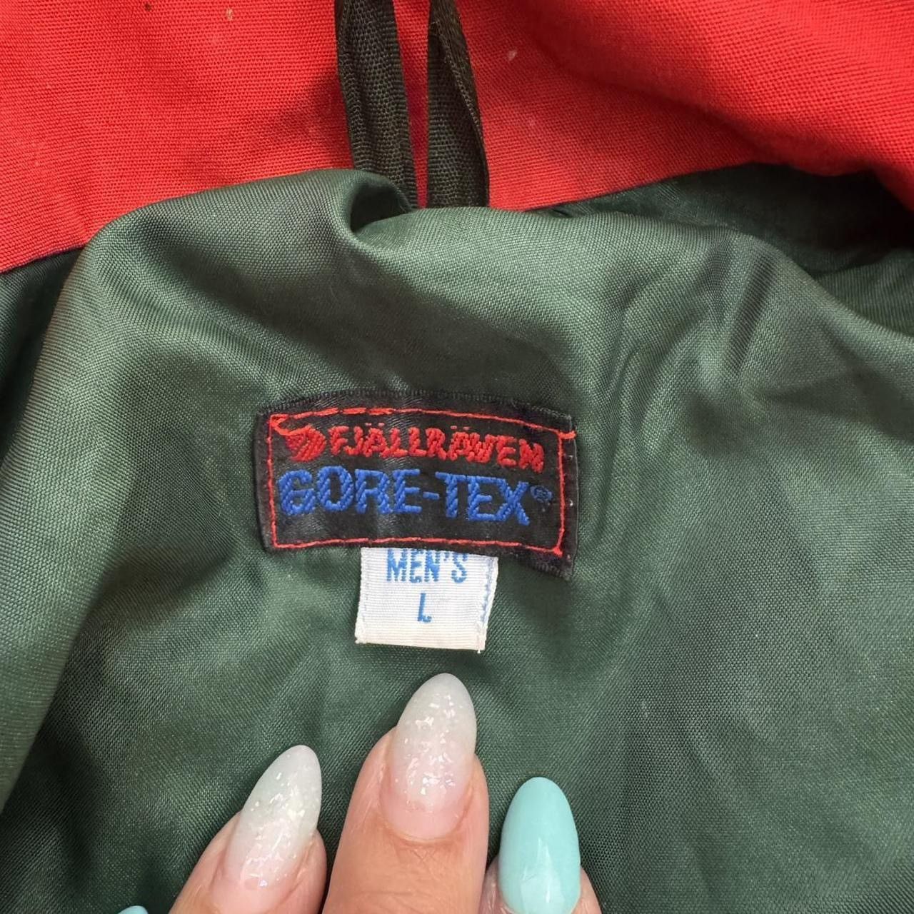 Fjallraven Fjallraven Gore-Tex Vintage made in Portugal Red Jacket L Size US L / EU 52-54 / 3 - 2 Thumbnail