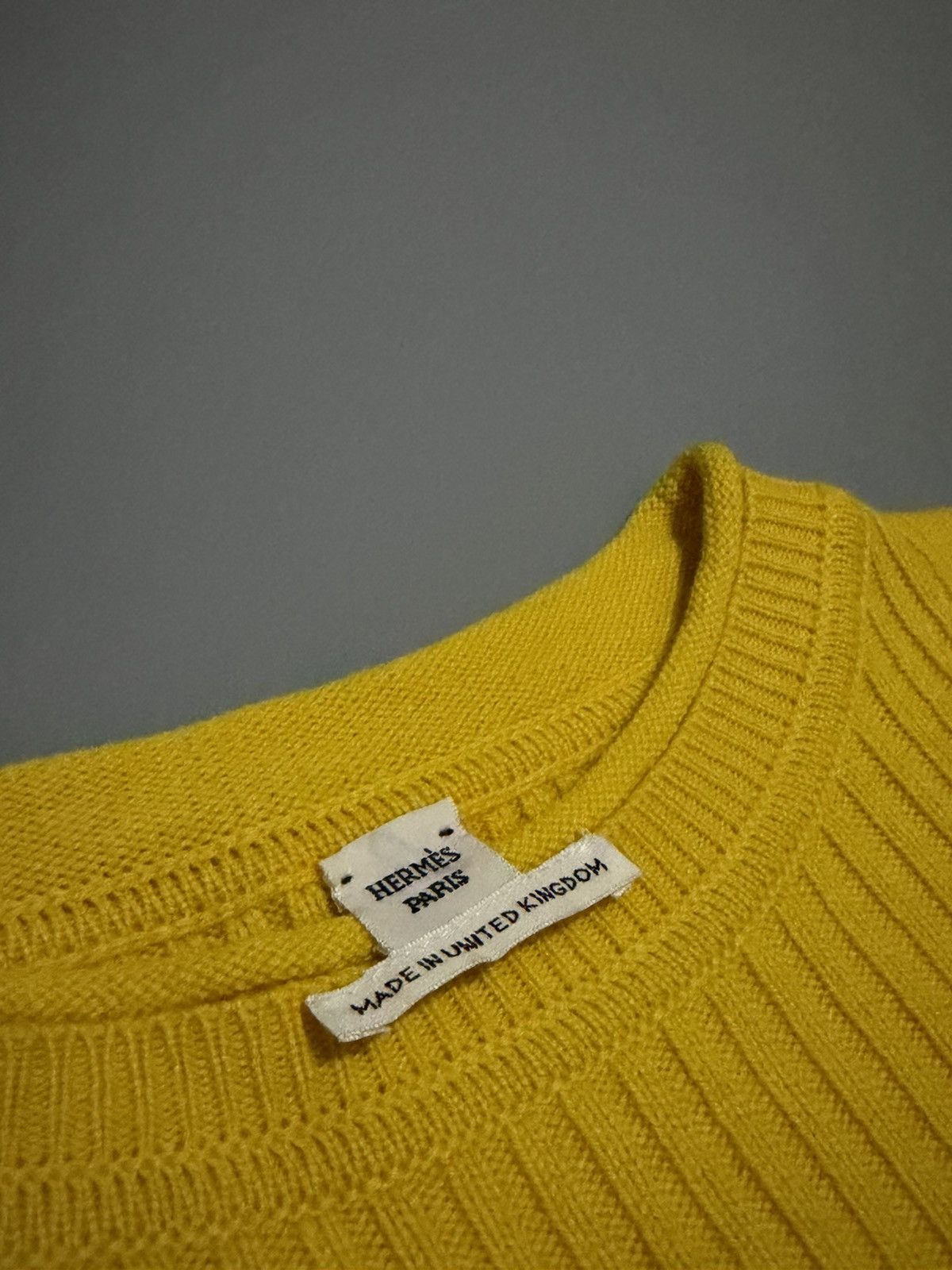 Hermes Hermes Short Sleeve Knit - Yellow Size S / US 4 / IT 40 - 6 Thumbnail
