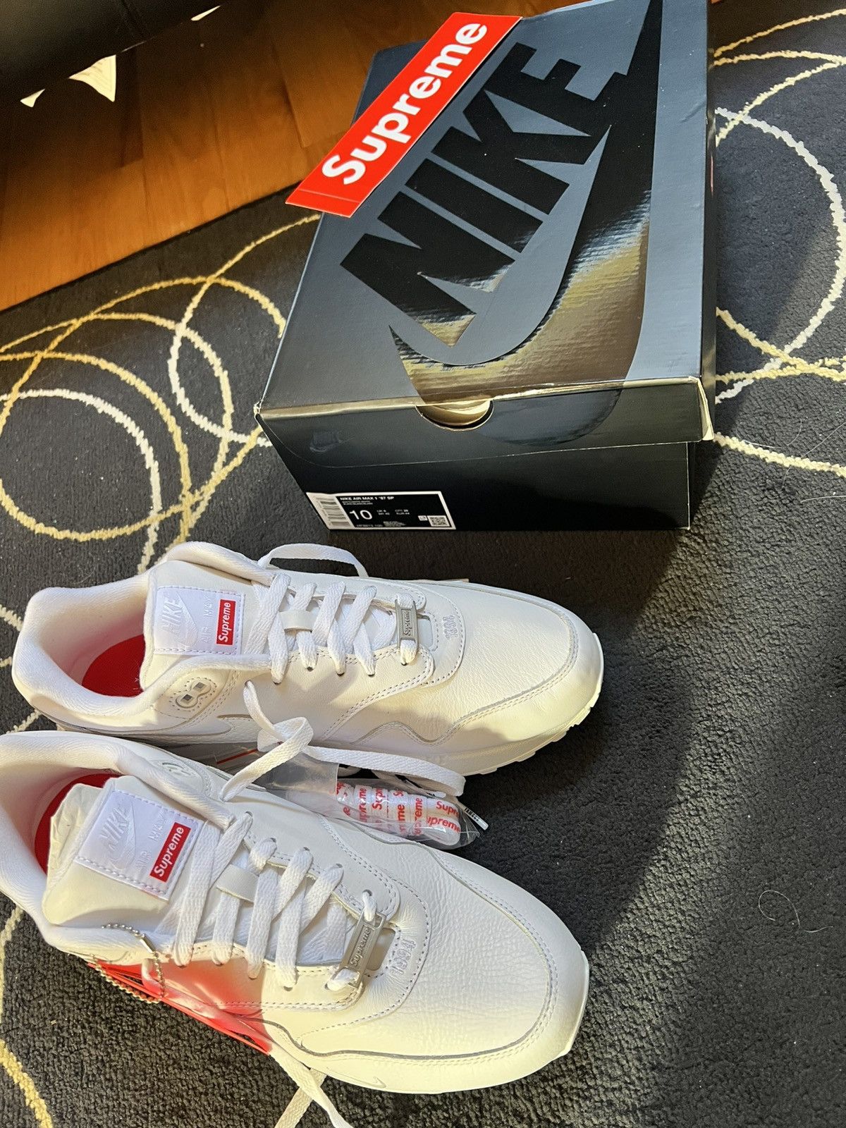 Nike × Supreme Supreme x Nike Air Max 1 (SS25) Size US 10 / EU 43 - 11 Thumbnail