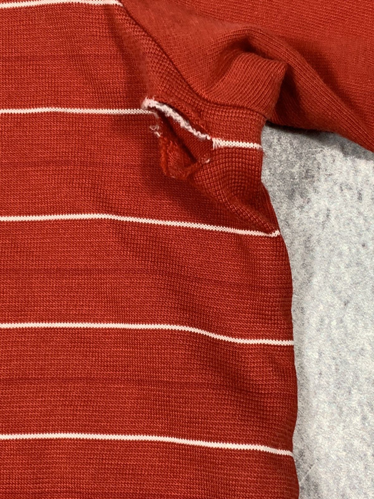 Vintage Vintage Y2K Adidas Fc Bayern Munchen striped tee size L Size US L / EU 52-54 / 3 - 4 Thumbnail