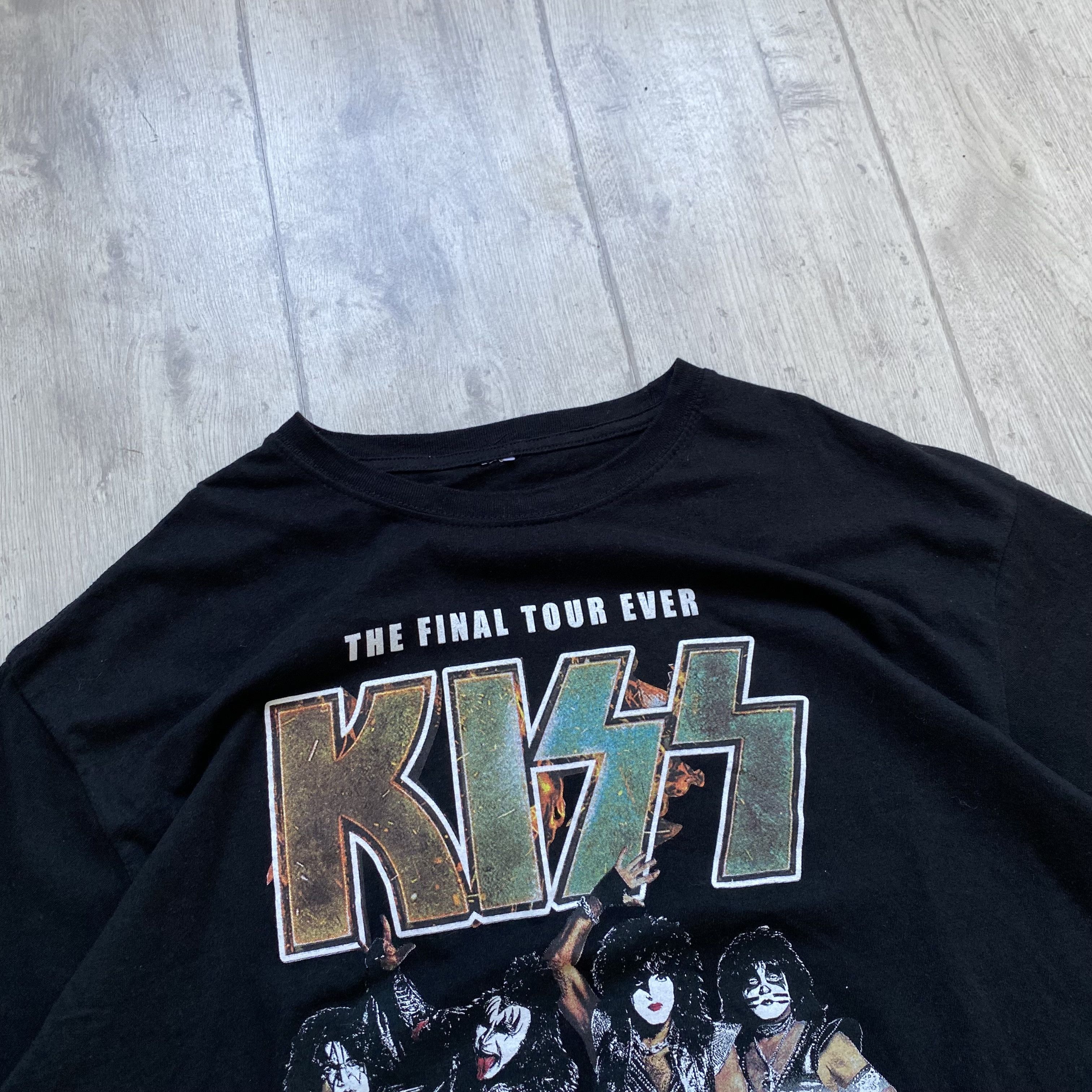 Band Tees 🎸 KISS world tour Rock Band Tee Boxy Vintage Size US M / EU 48-50 / 2 - 4 Thumbnail