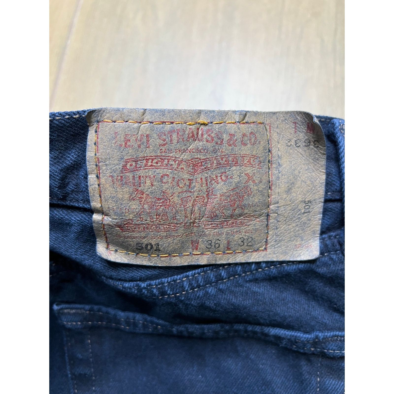 Levi's Levi’s 501 Jeans Mens 36x32 Dark Blue Made in USA 1996 Size US 36 / EU 52 - 9 Thumbnail