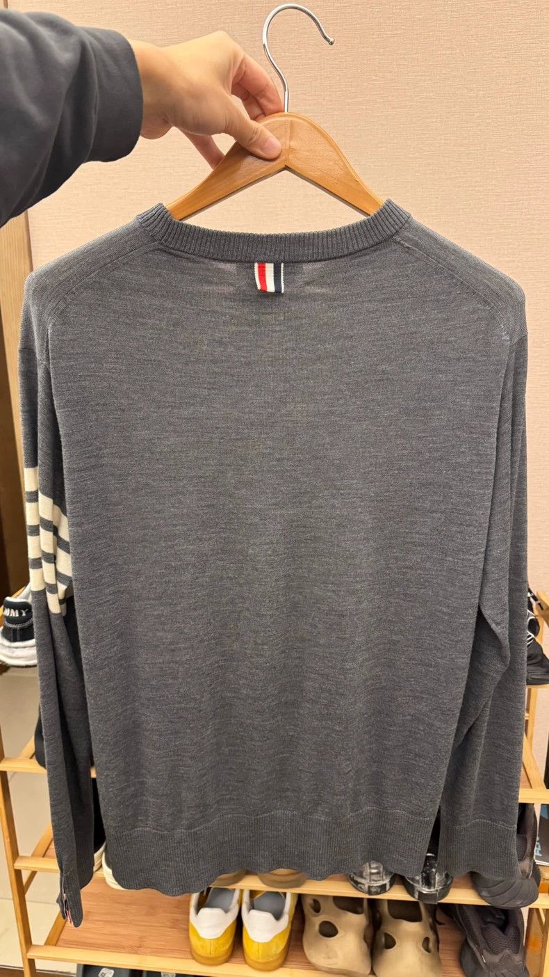 Thom Browne Thom Browne Gray woolen sweater Size US XL / EU 56 / 4 - 2 Thumbnail