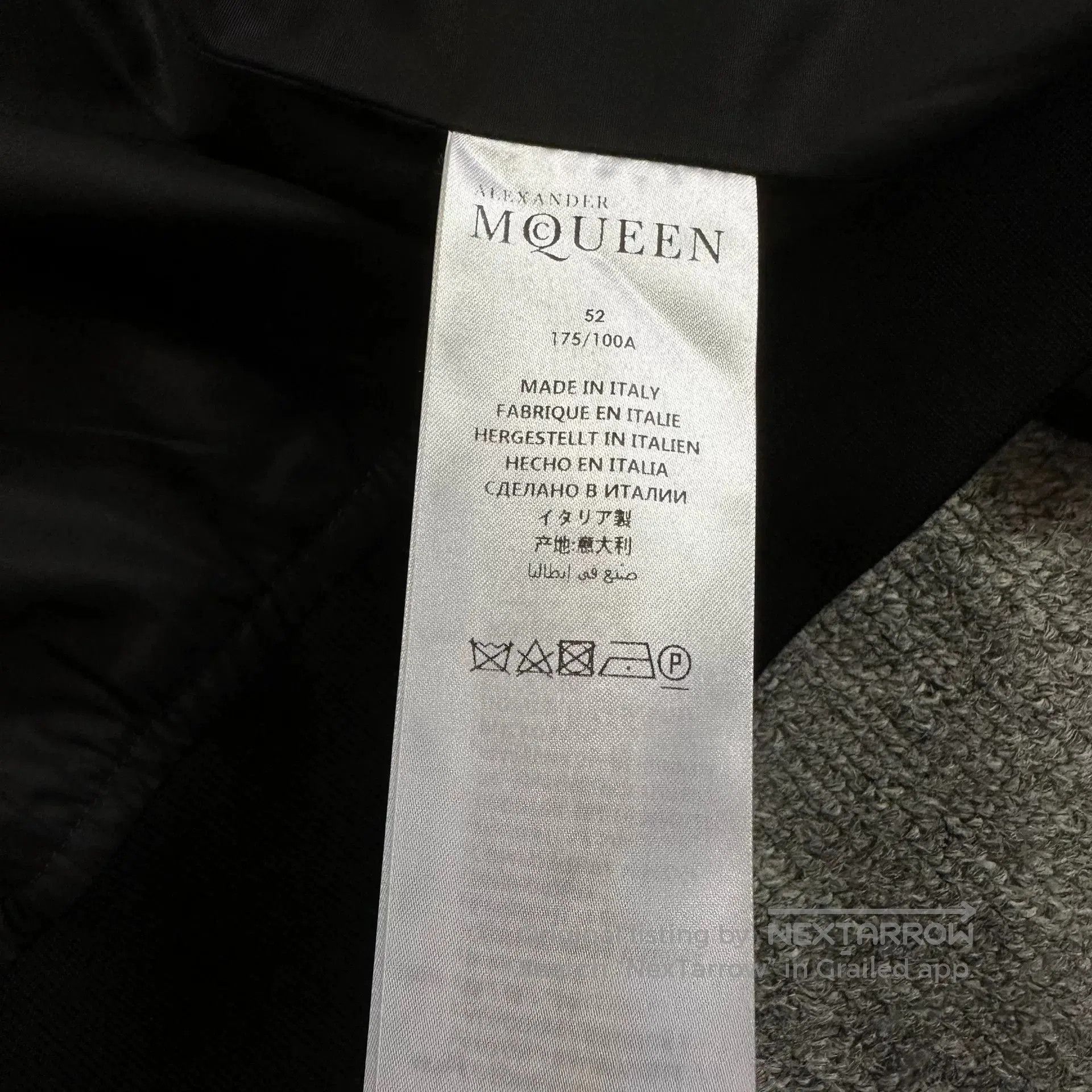 Alexander McQueen Alexander McQueen Black Embroidered Jacket. Size US L / EU 52-54 / 3 - 7 Thumbnail