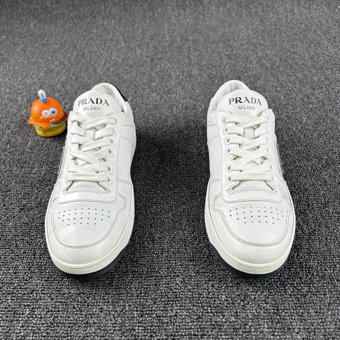 Prada Prada White Leather Sneaker EU37 HB4672 Like New Size US 6.5 / IT 36.5 - 2 Thumbnail