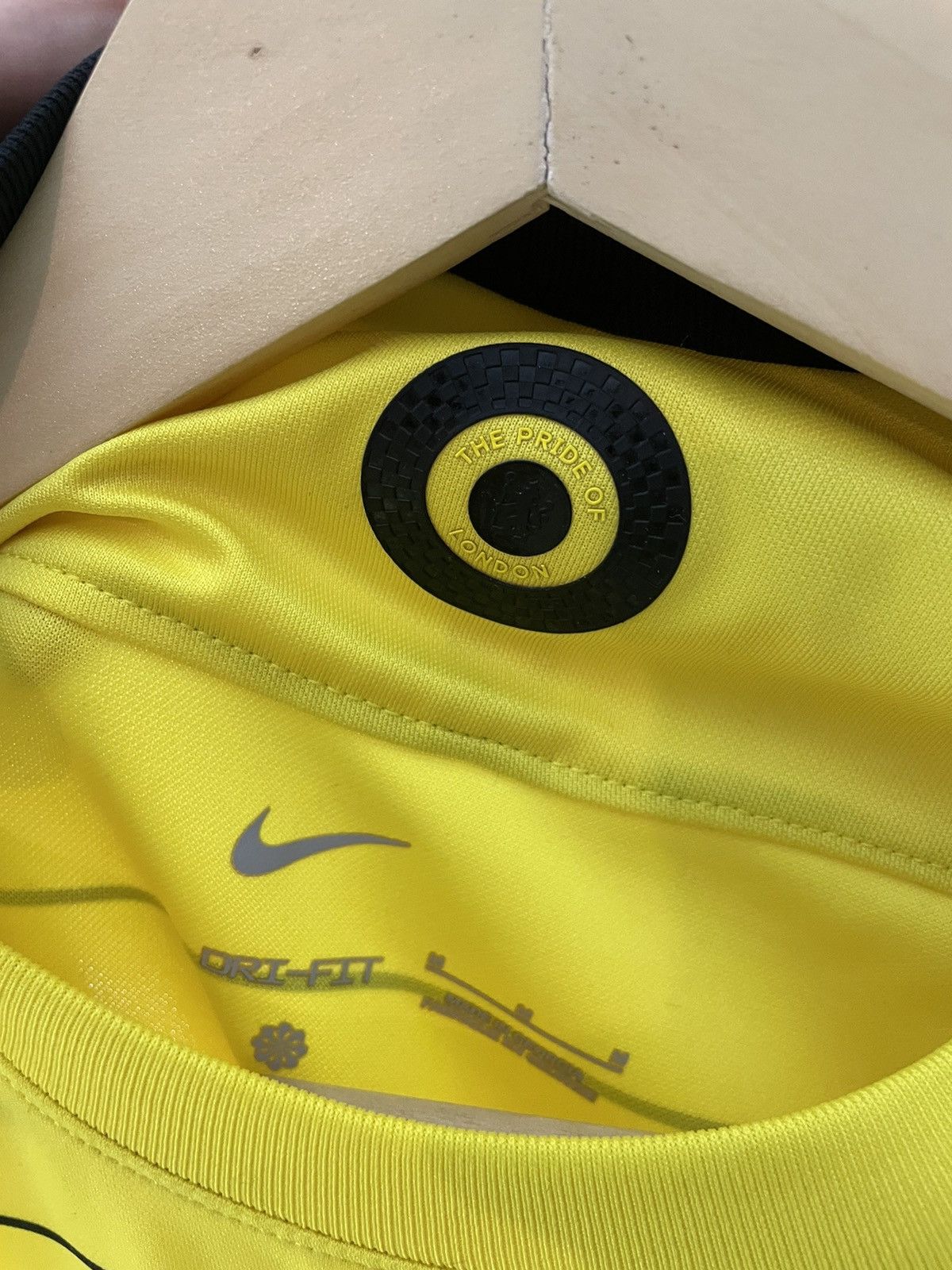 Chelsea Soccer × Nike Nike Chelsea soccer jersey Size US M / EU 48-50 / 2 - 10 Thumbnail