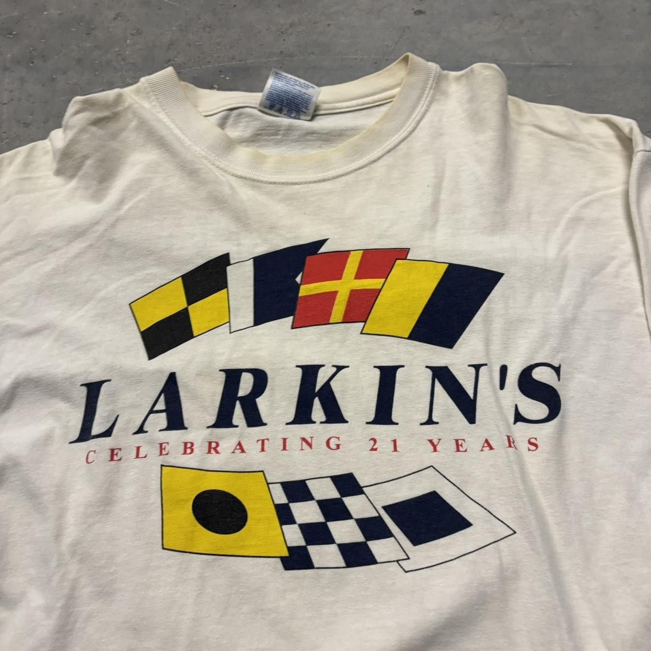 Japanese Brand × Vintage Crazy Vintage 90s White Longsleeve Graphic Tee! Size US XL / EU 56 / 4 - 2 Thumbnail