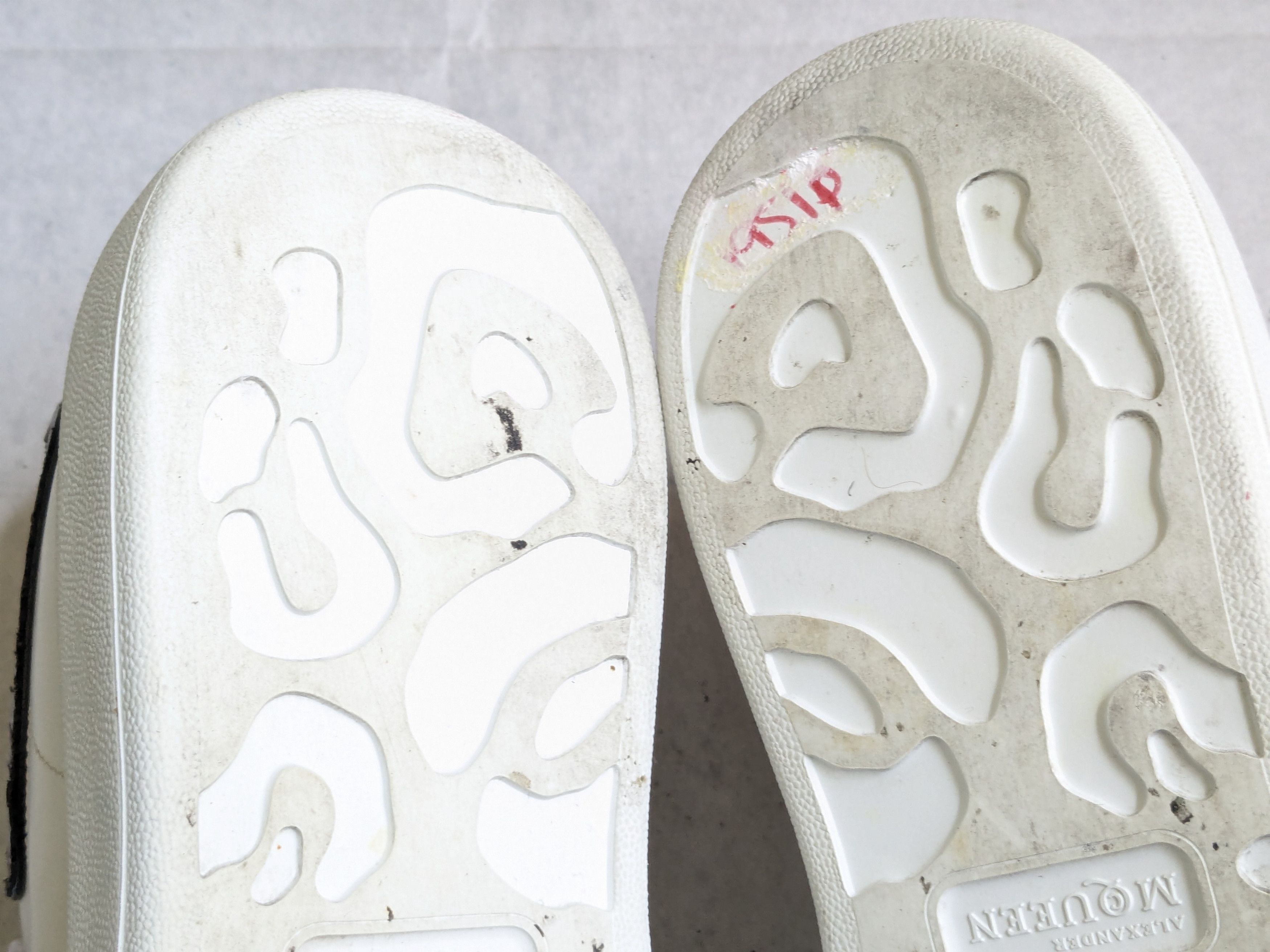 Alexander McQueen Alexander McQueen Larry Oversized Sneakers 12 45 White Brown Size US 12 / EU 45 - 18 Thumbnail